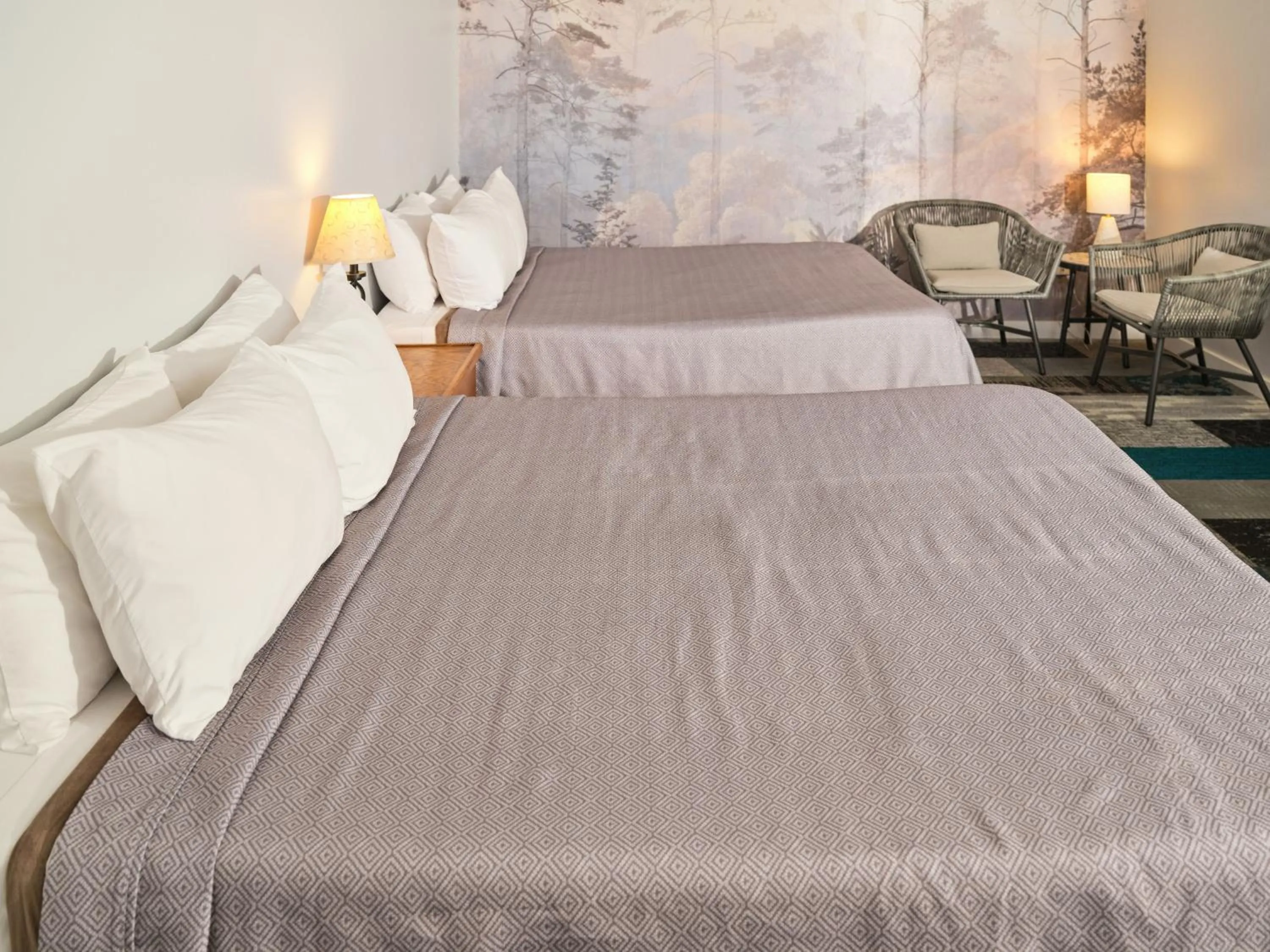 Bedroom, Bed in The Oakwood Inn