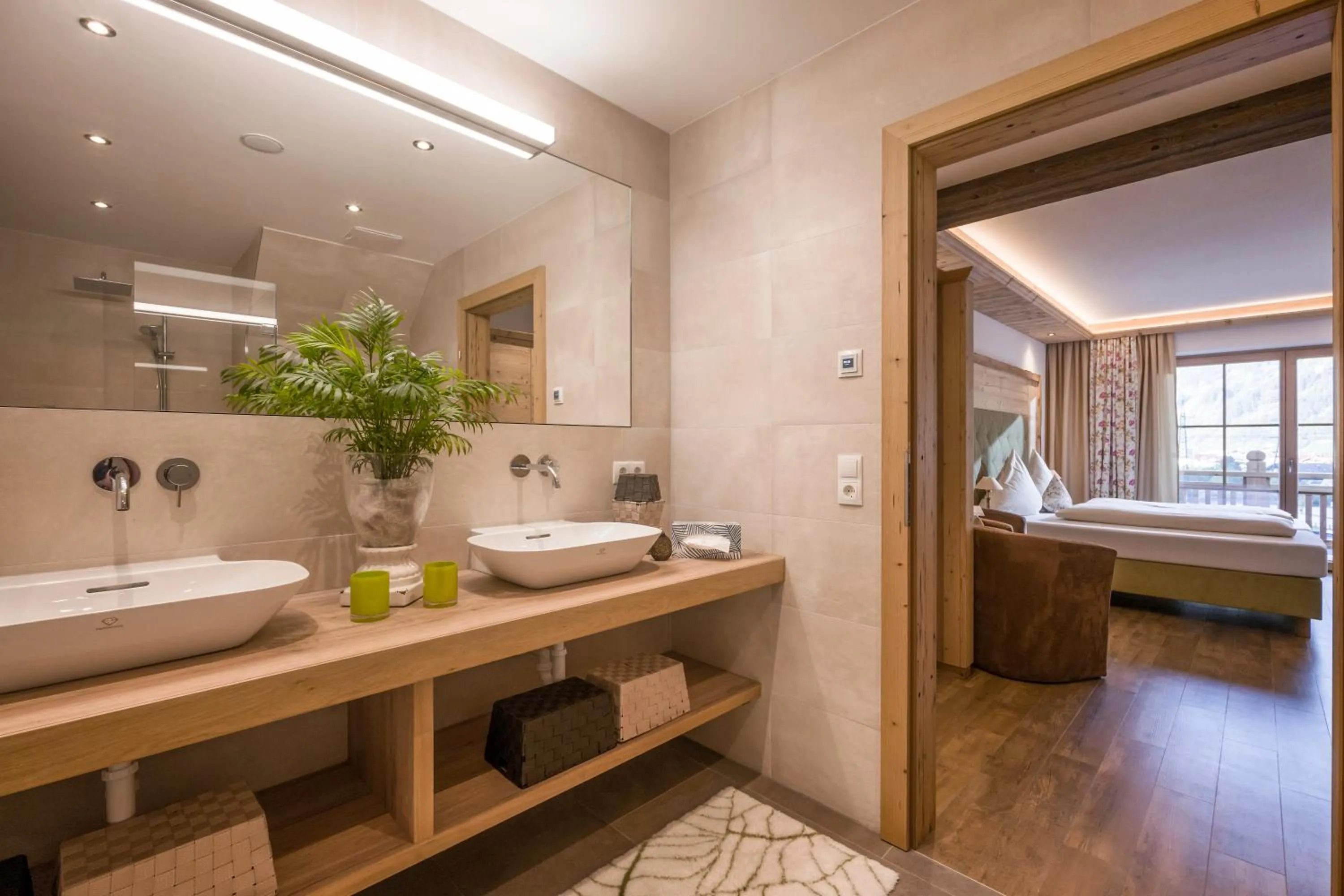 Bathroom, Bed in Aparthotel Gallahaus