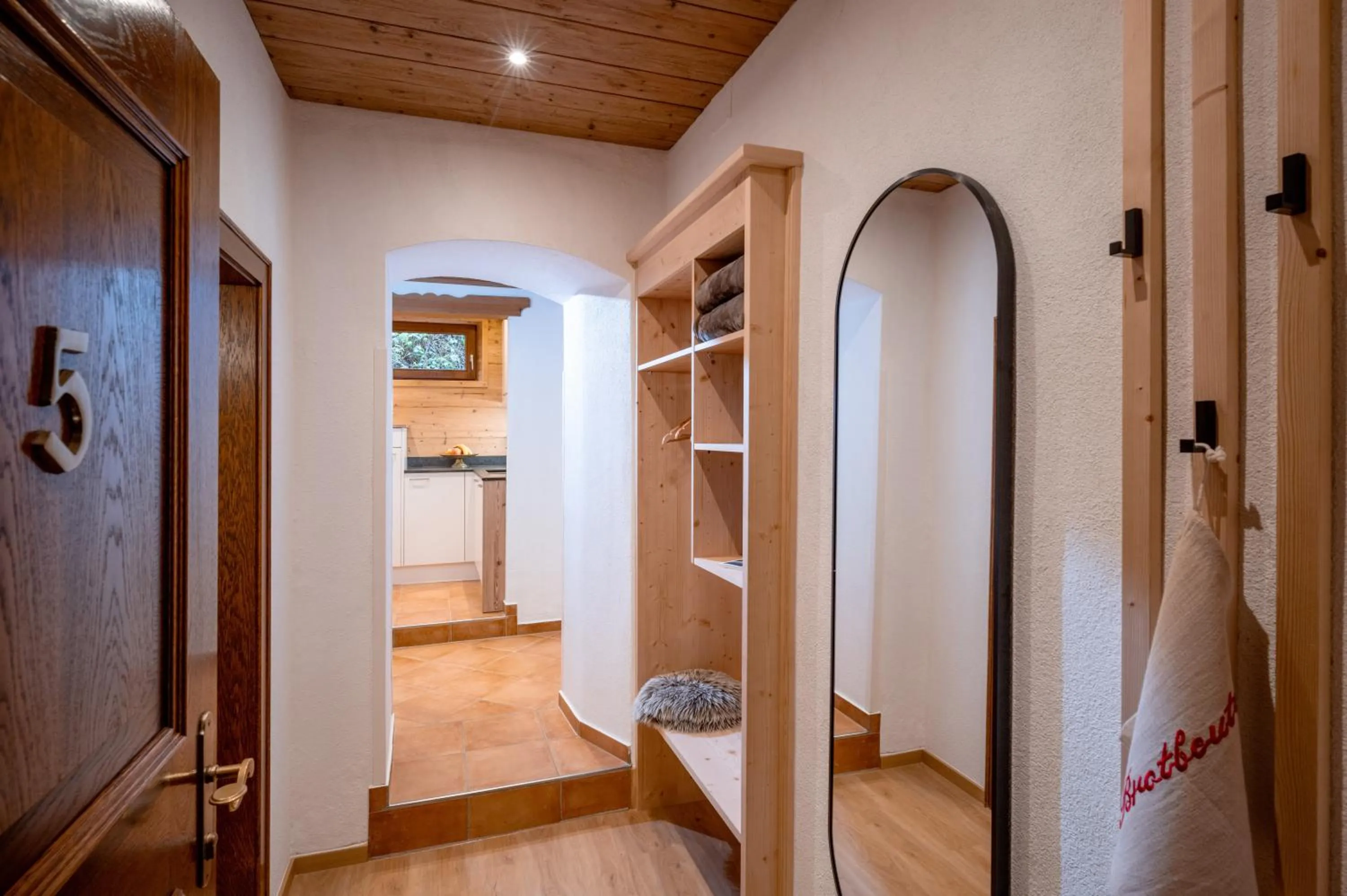 wardrobe in Aparthotel Gallahaus