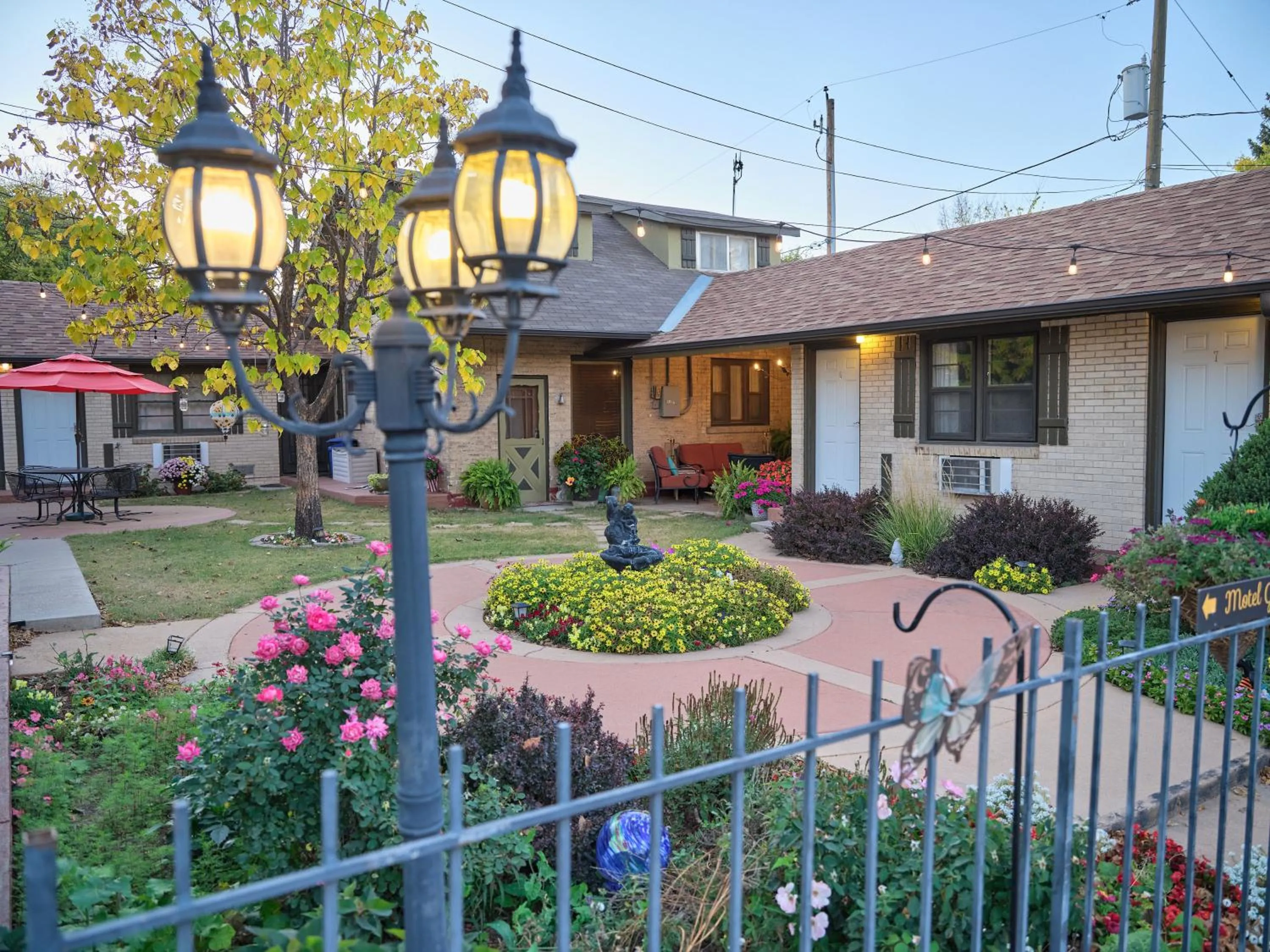 Property building in The Crest Motel