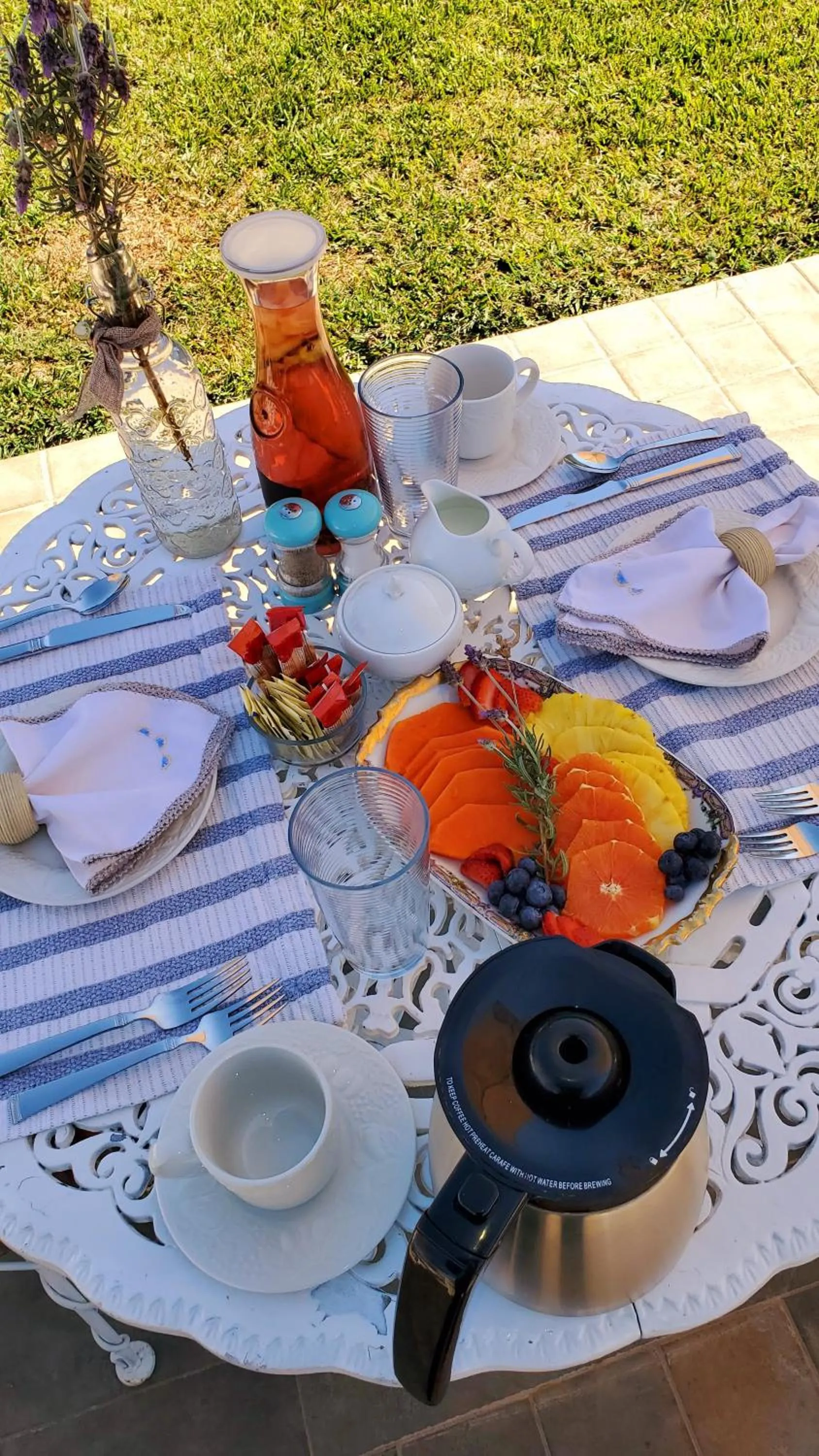 Breakfast in Viña Calabria