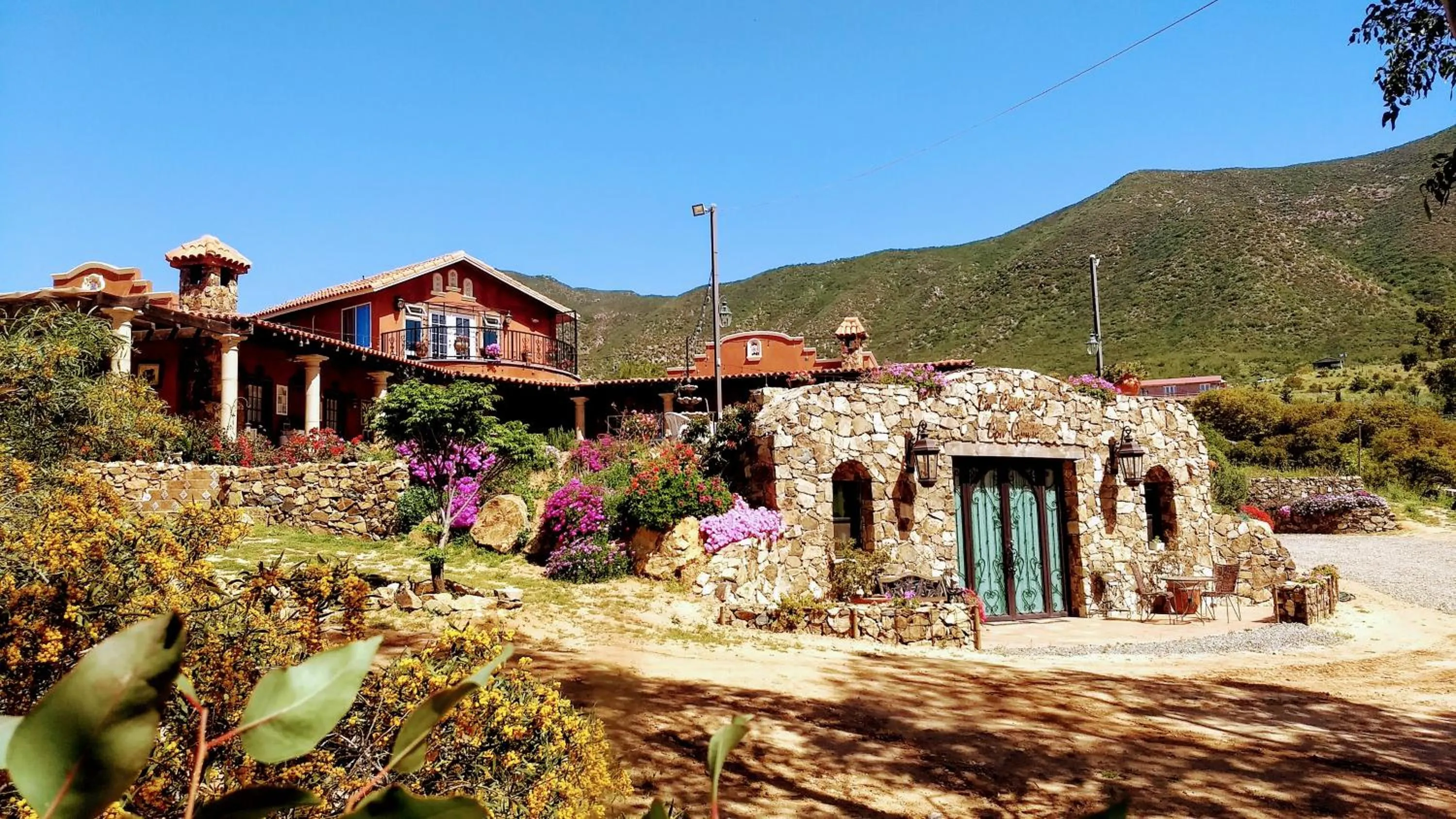 Property building in Viña Calabria