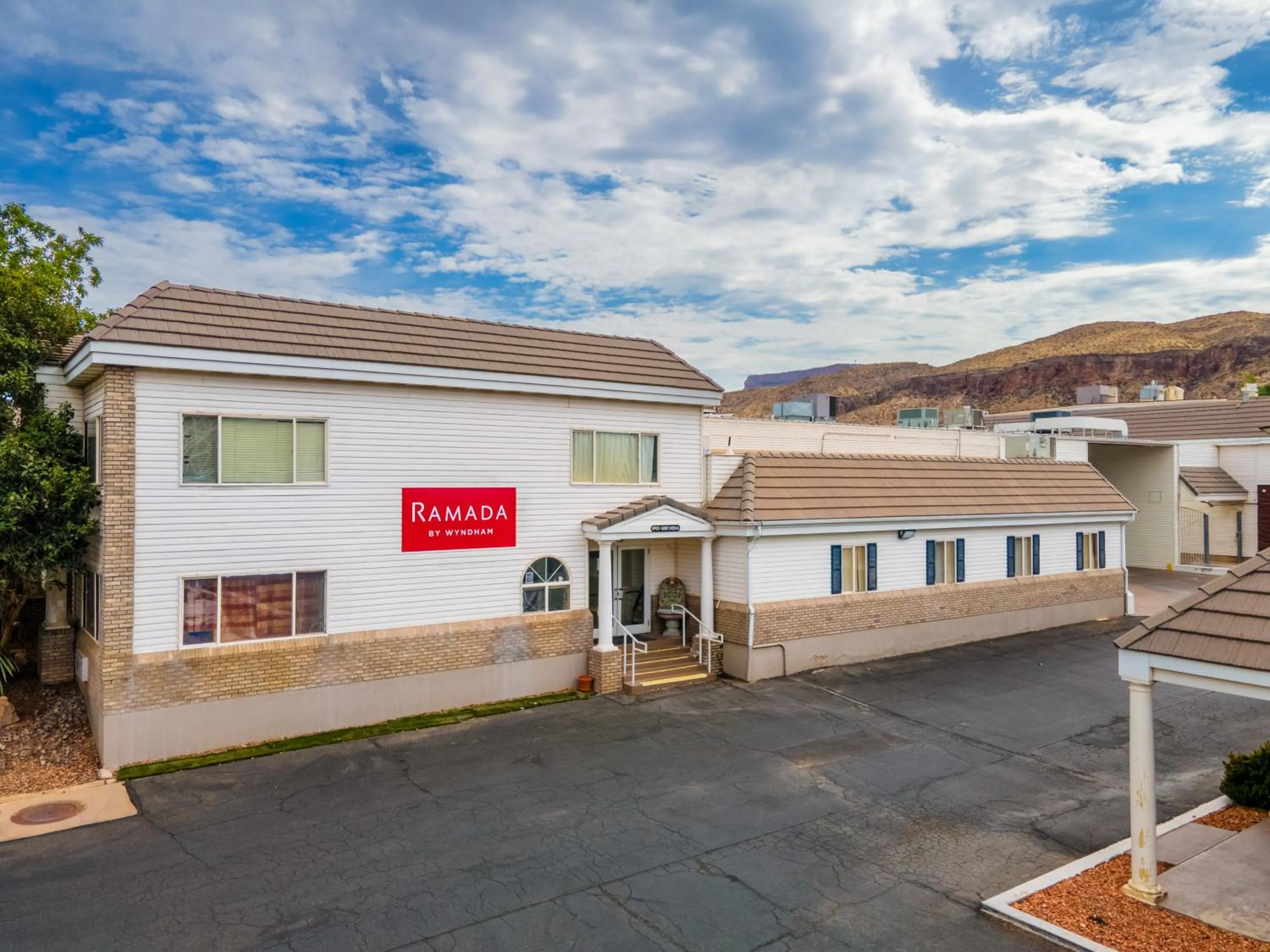 Lobby or reception in Ramada by Wyndham La Verkin Zion National Park