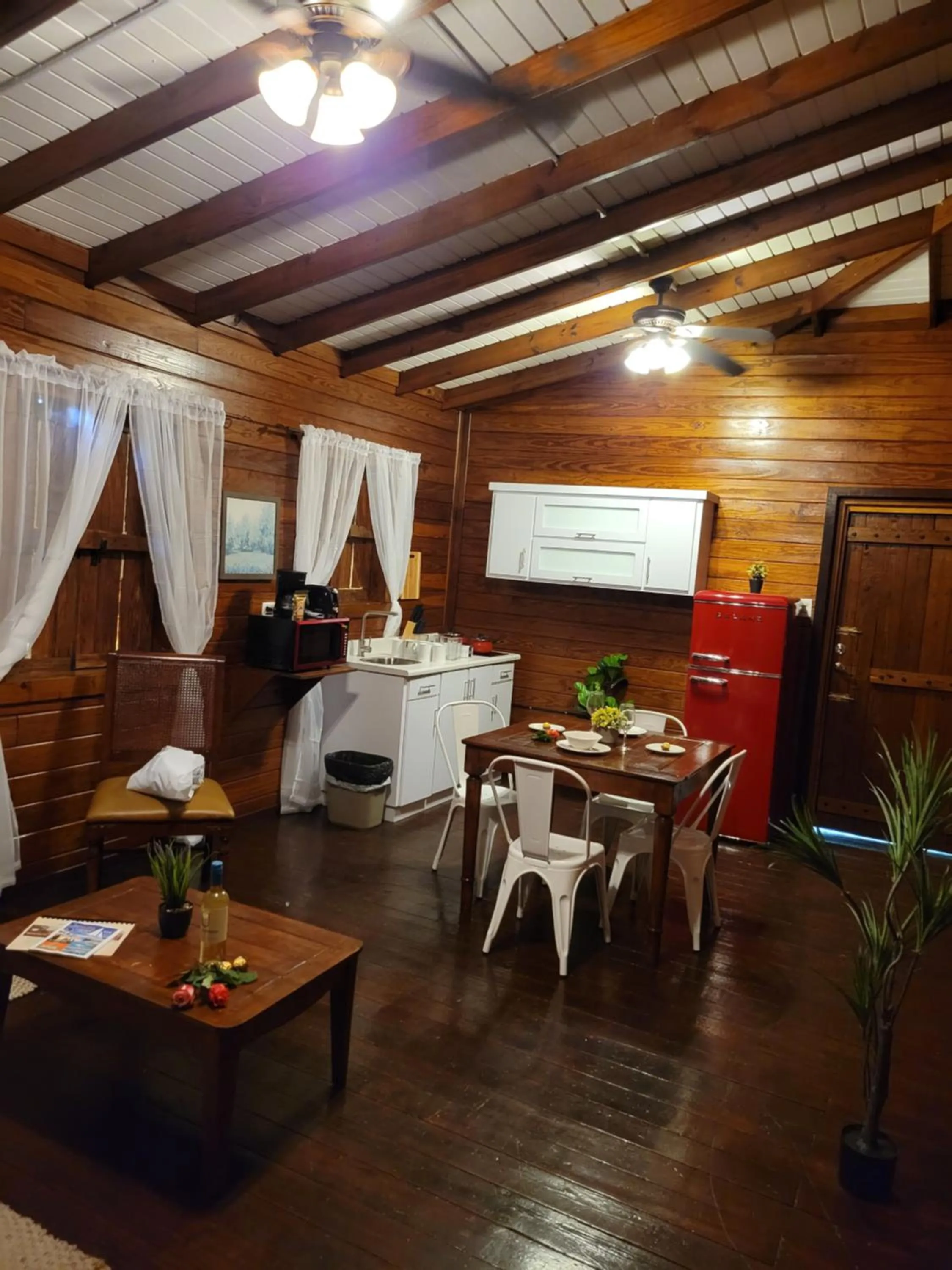Photo of the whole room in Hacienda el Jibarito