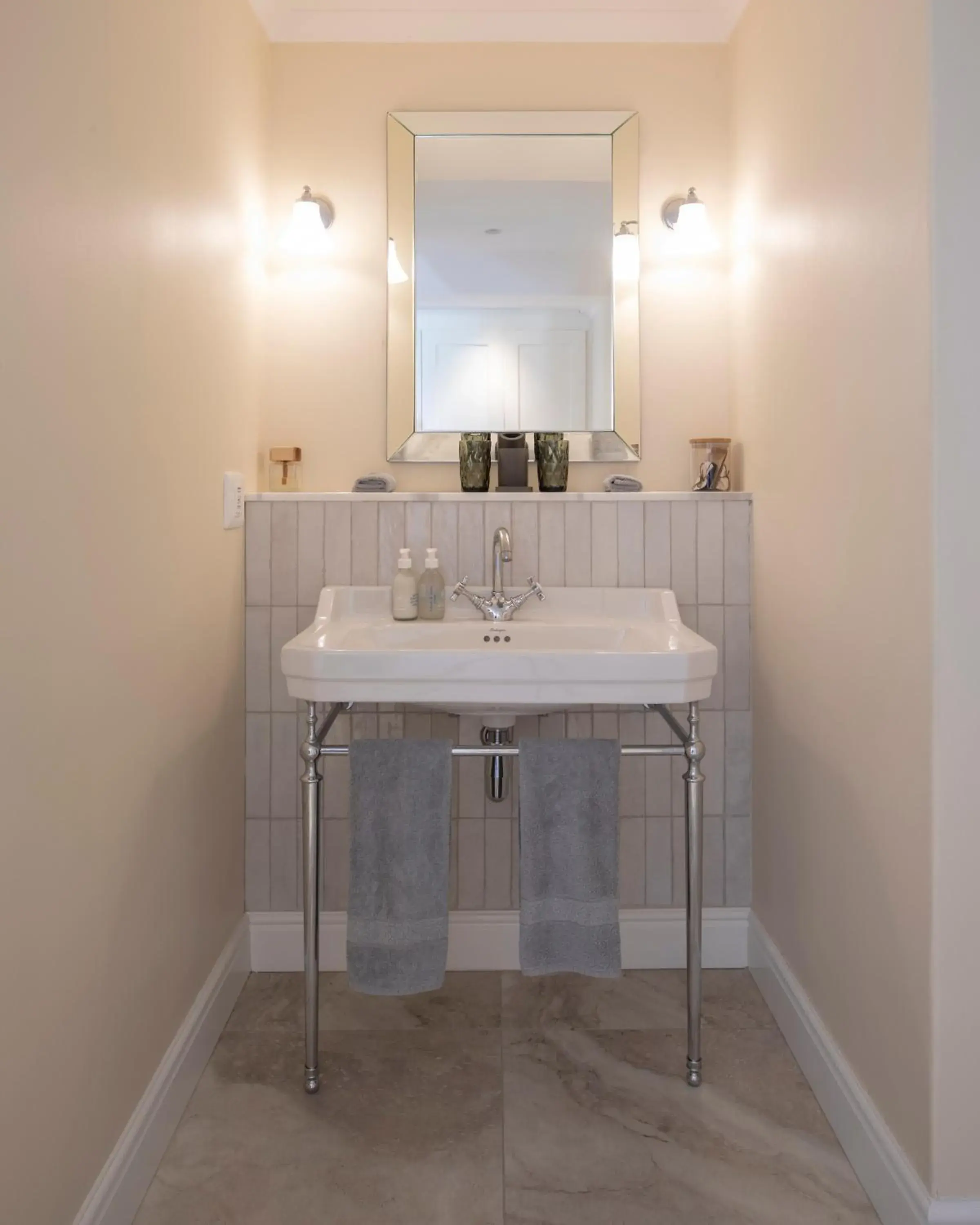 Deluxe Twin Room - single occupancy in St James Guest Houses Deluxe Twin Room - single occupancy in St James Guest Houses