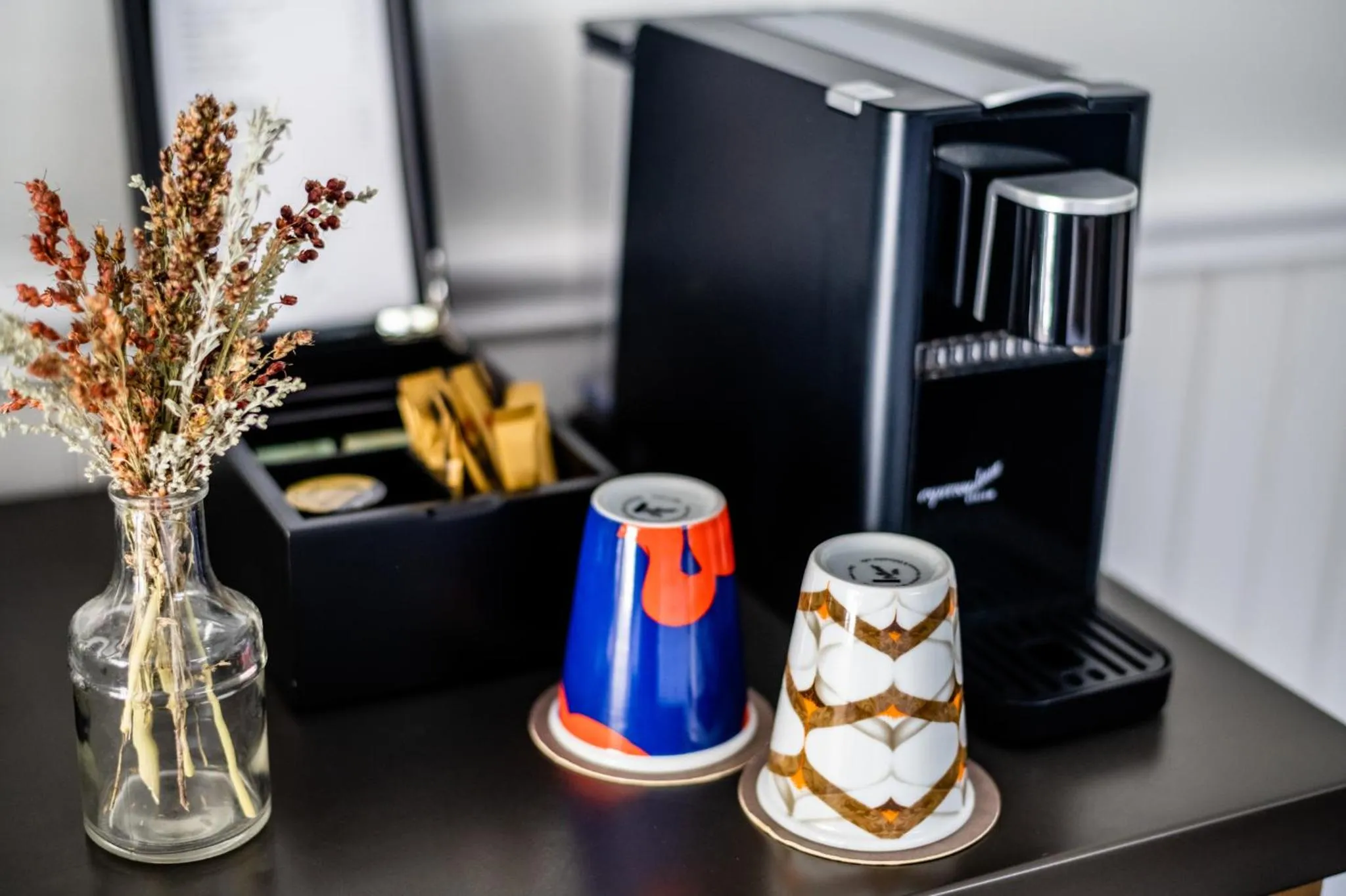 Coffee/tea facilities in Brannan Cottage Inn