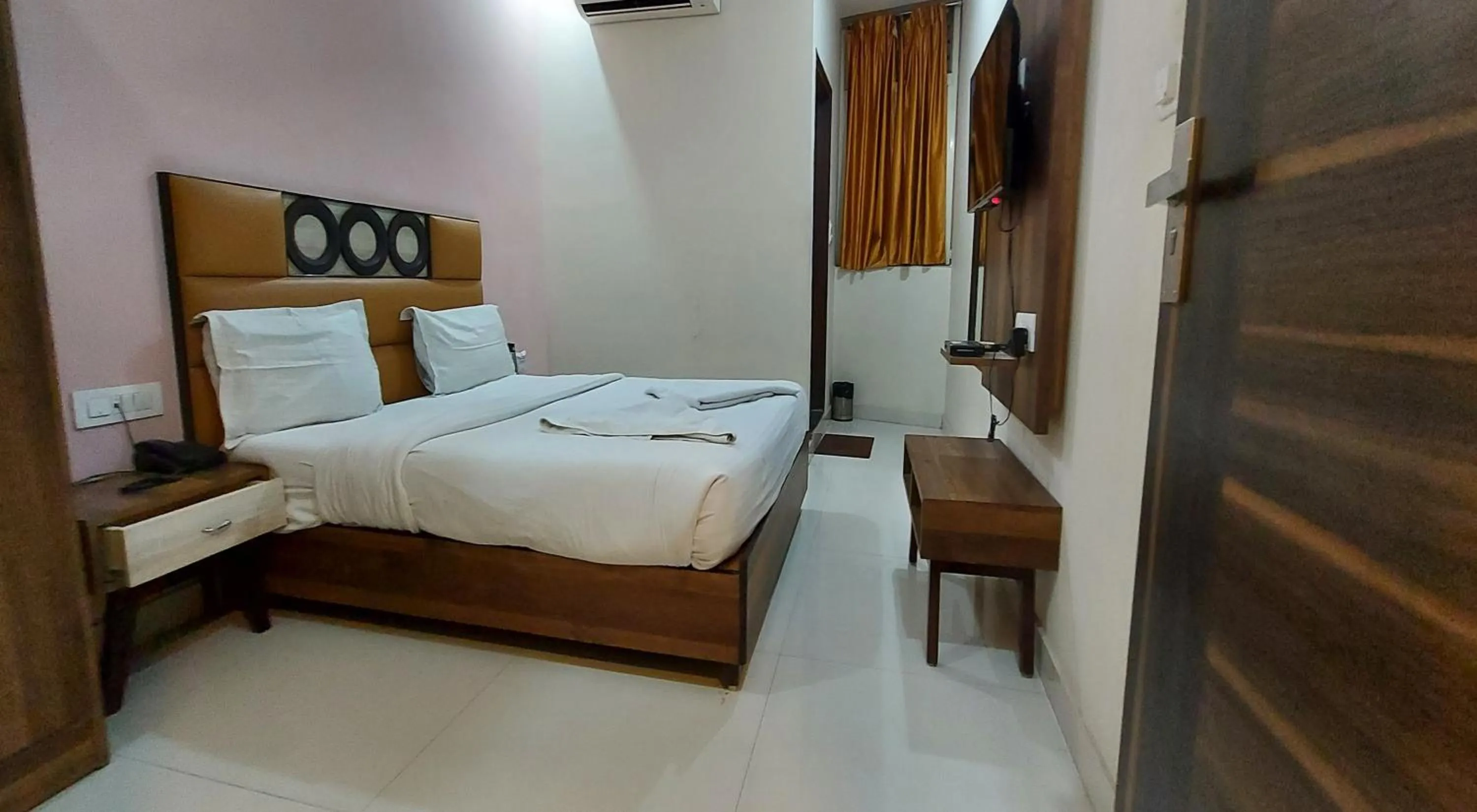 Bedroom, Bed in Hotel Reeve Inn