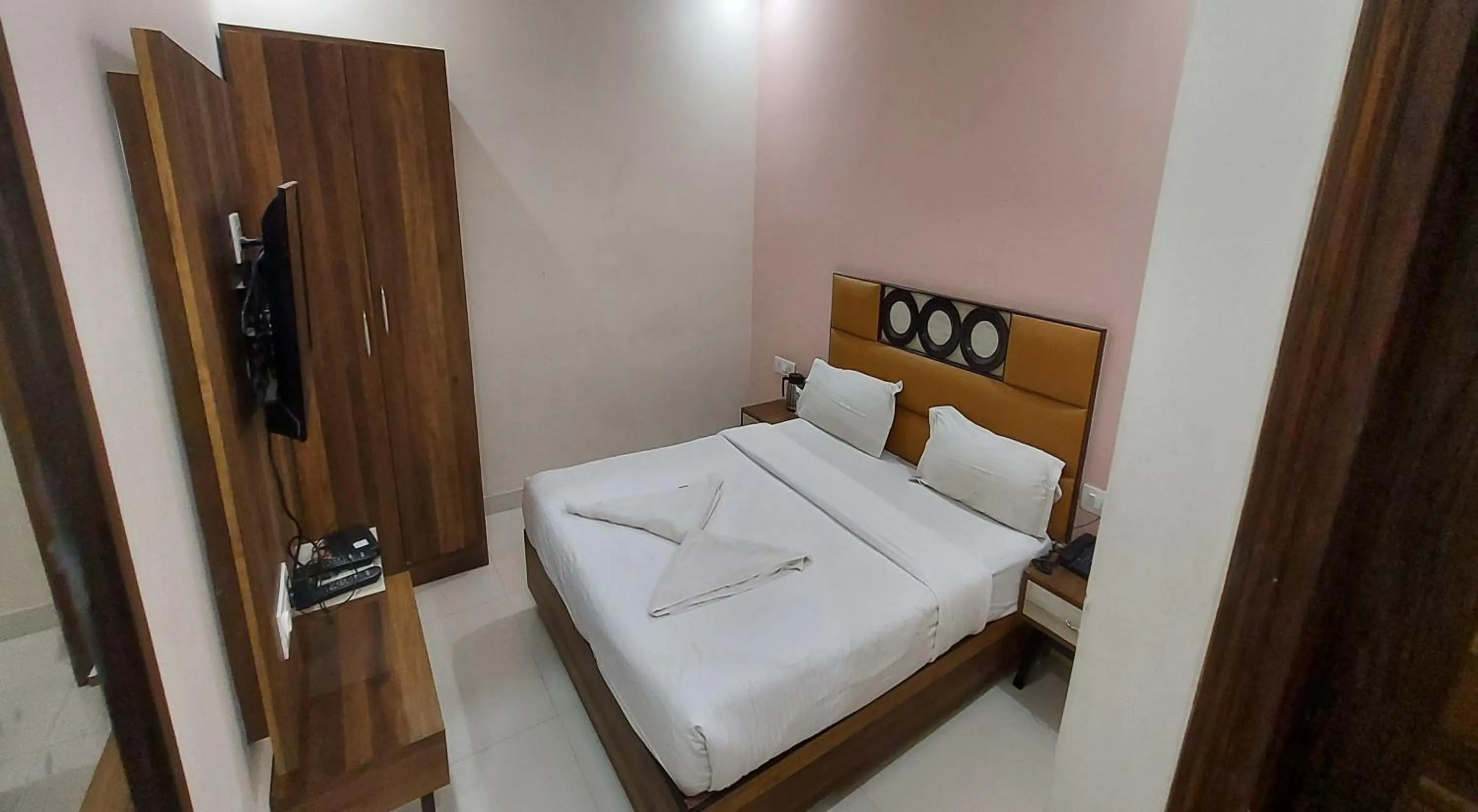 Bedroom, Bed in Hotel Reeve Inn