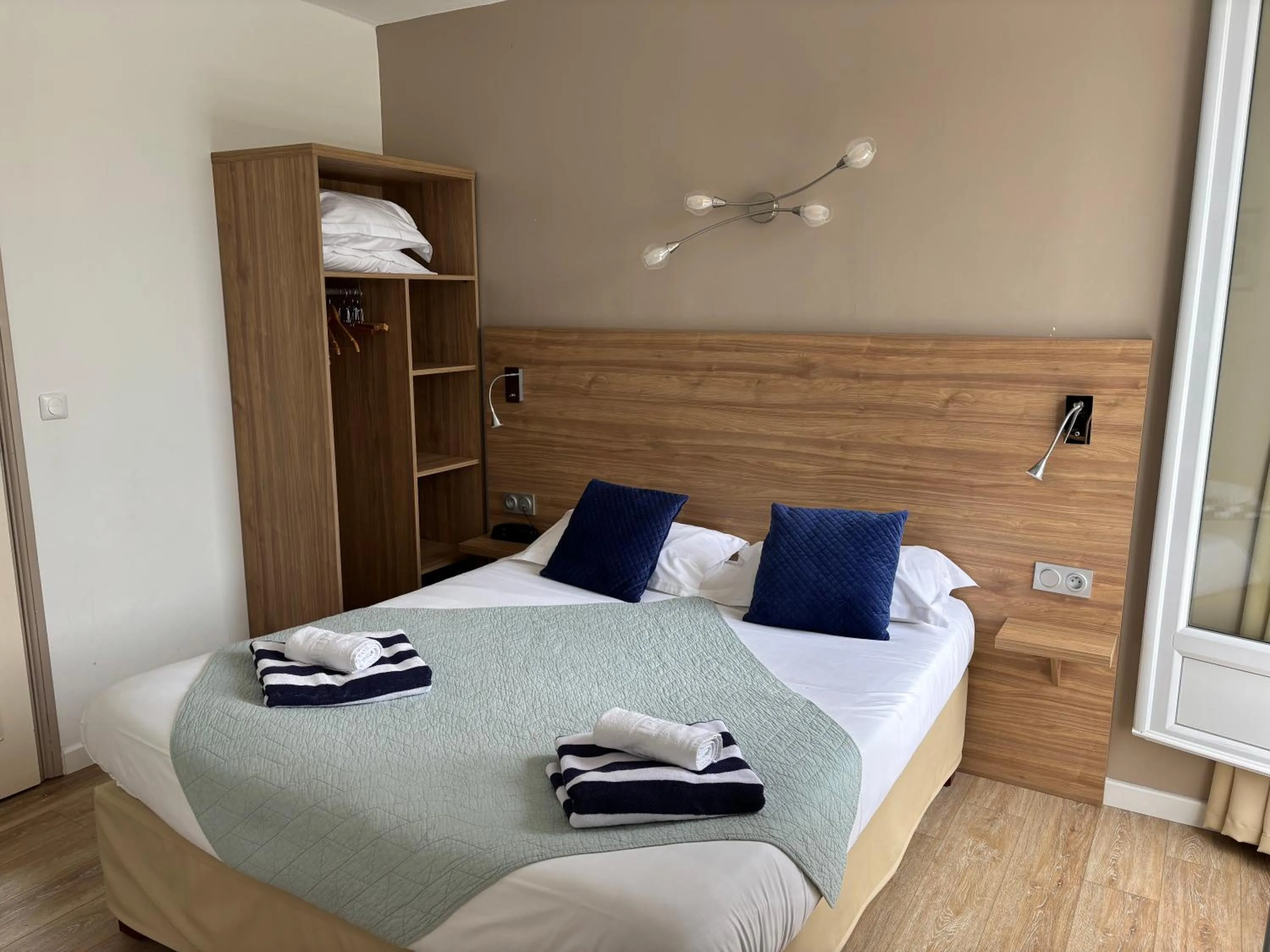 Bed in Hotel Bellevue