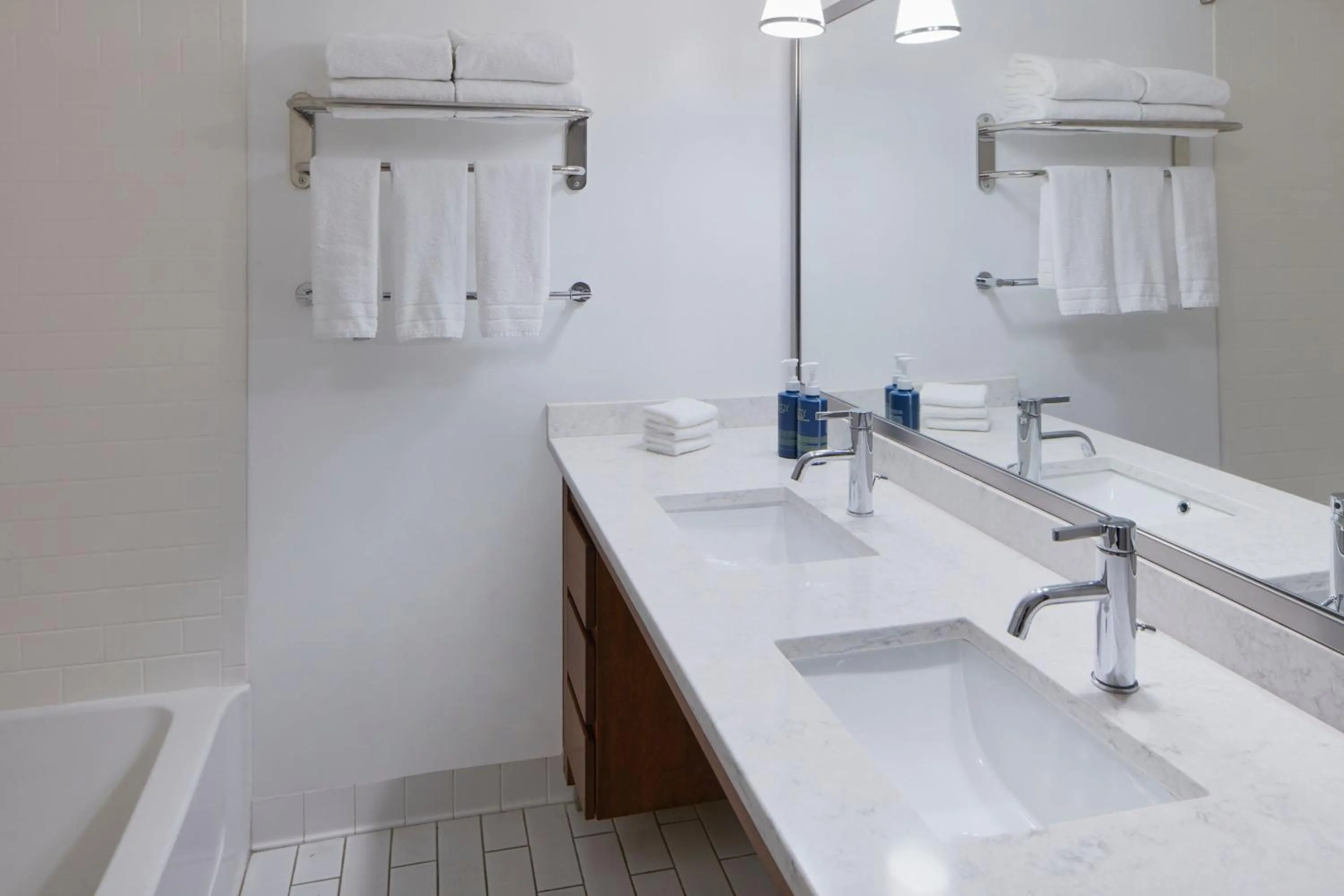 Bathroom in Four Points by Sheraton Virginia Beach Oceanfront