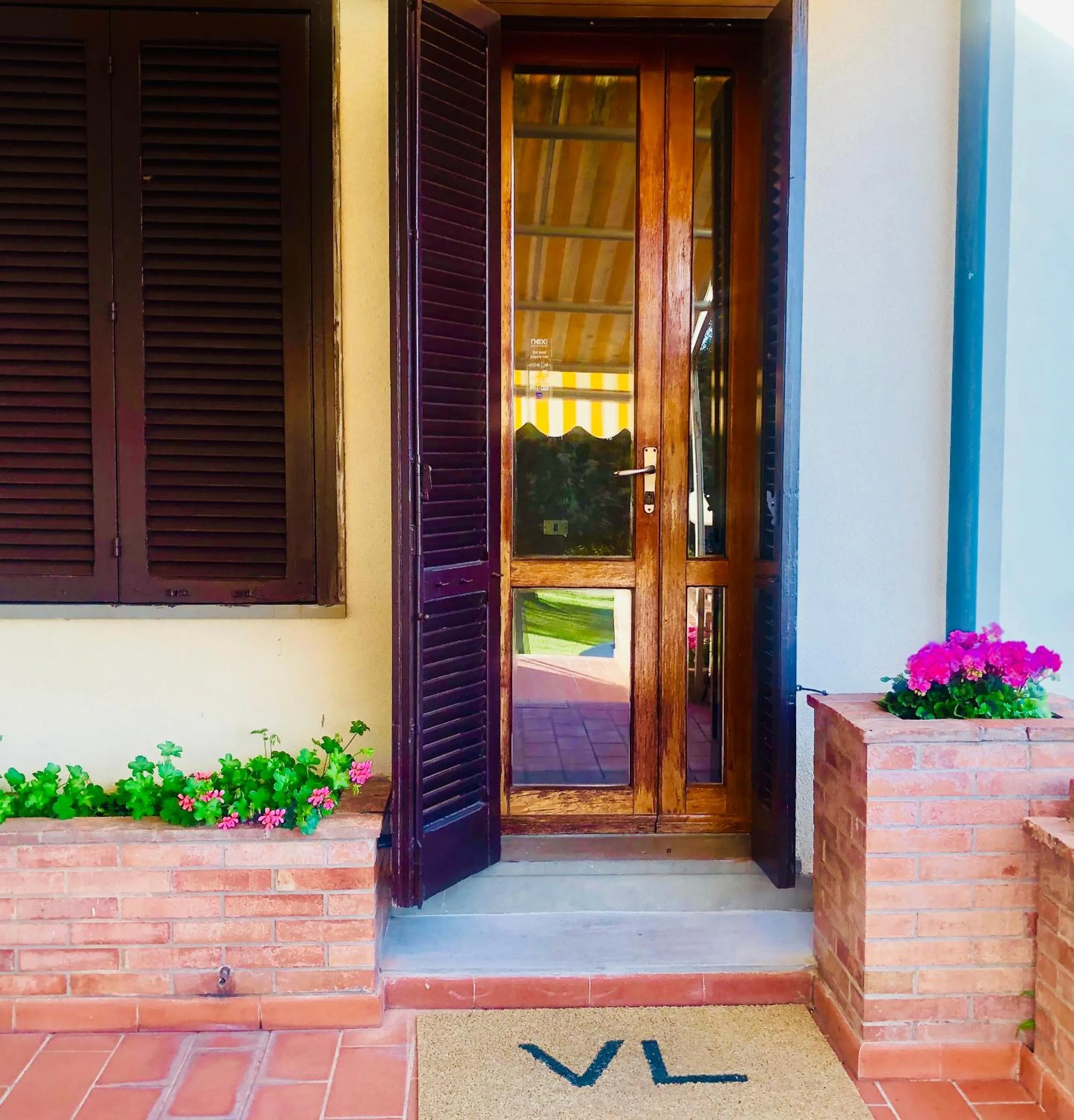 Facade/entrance in Villa Lavinia B&B