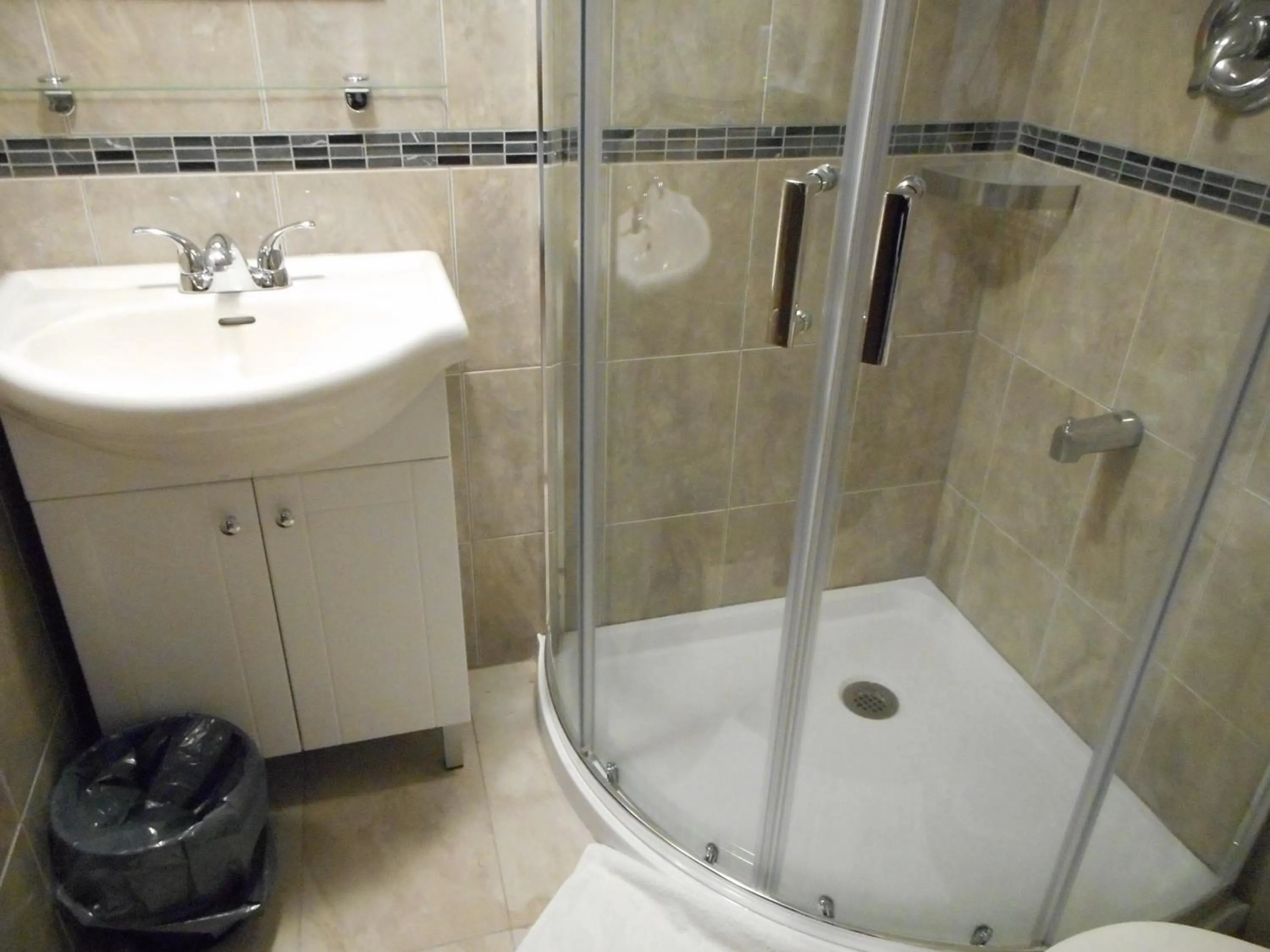 Bathroom in Hotel Victor