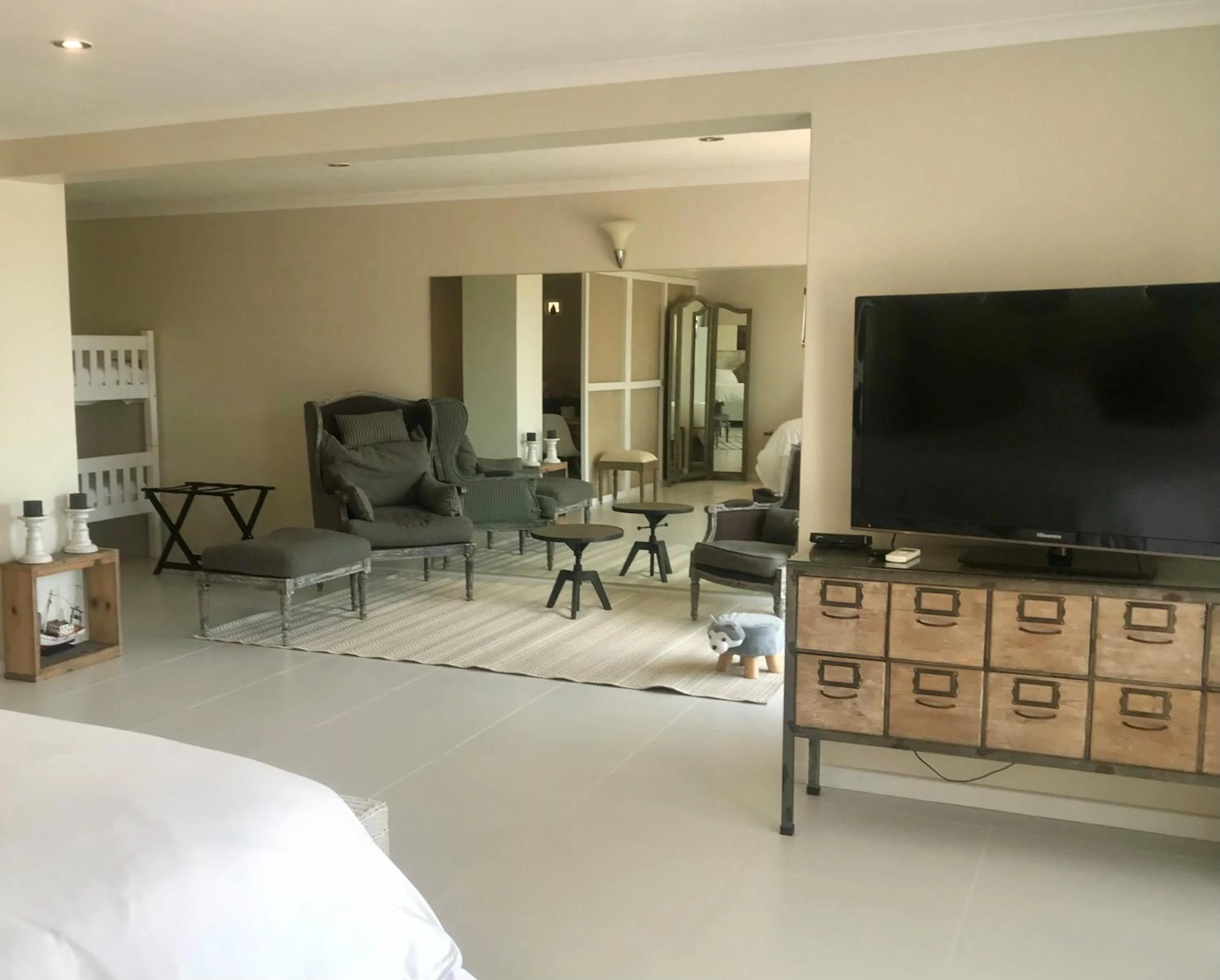 Seating area in Manor on the Bay