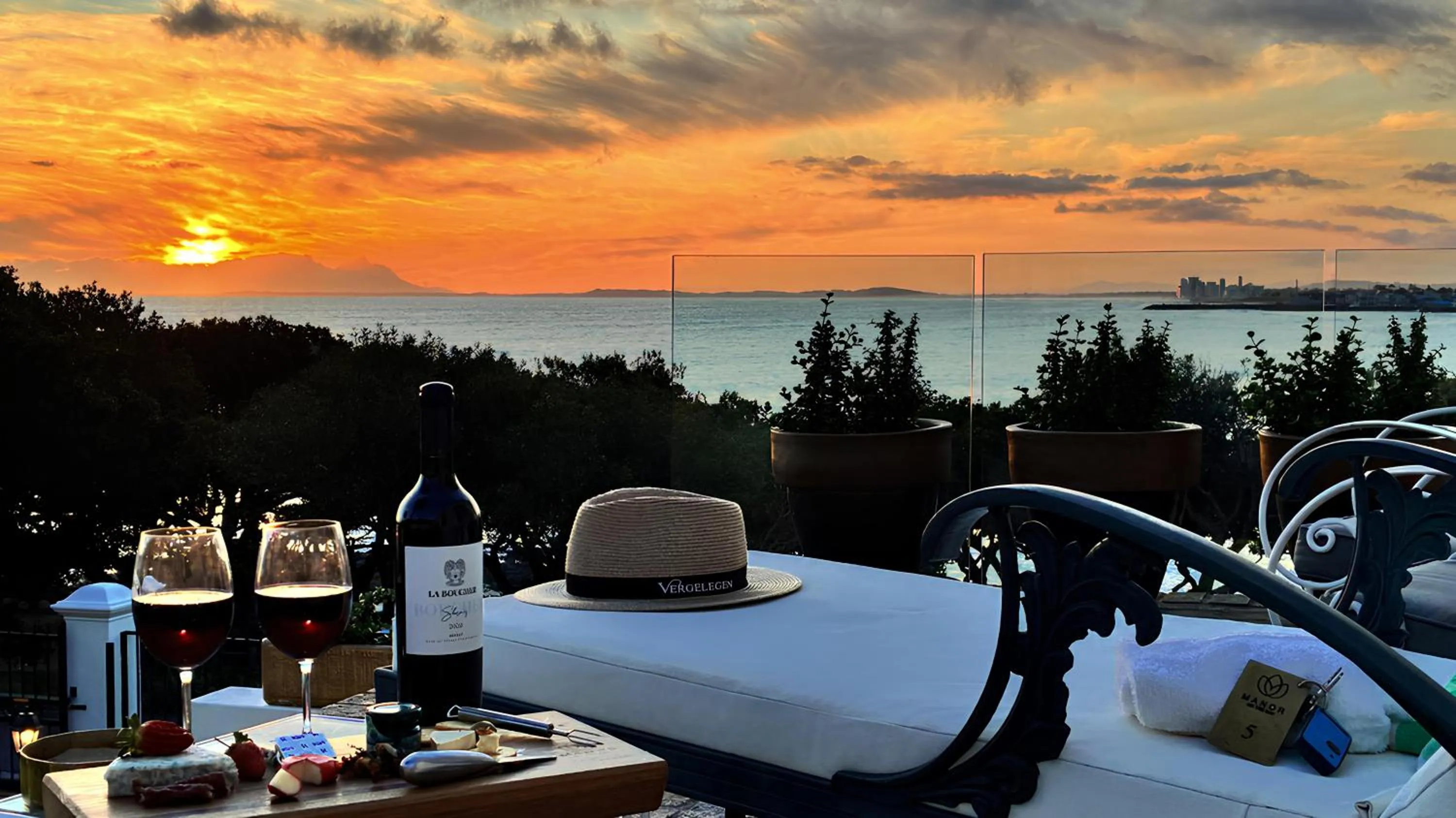 Balcony/Terrace in Manor on the Bay