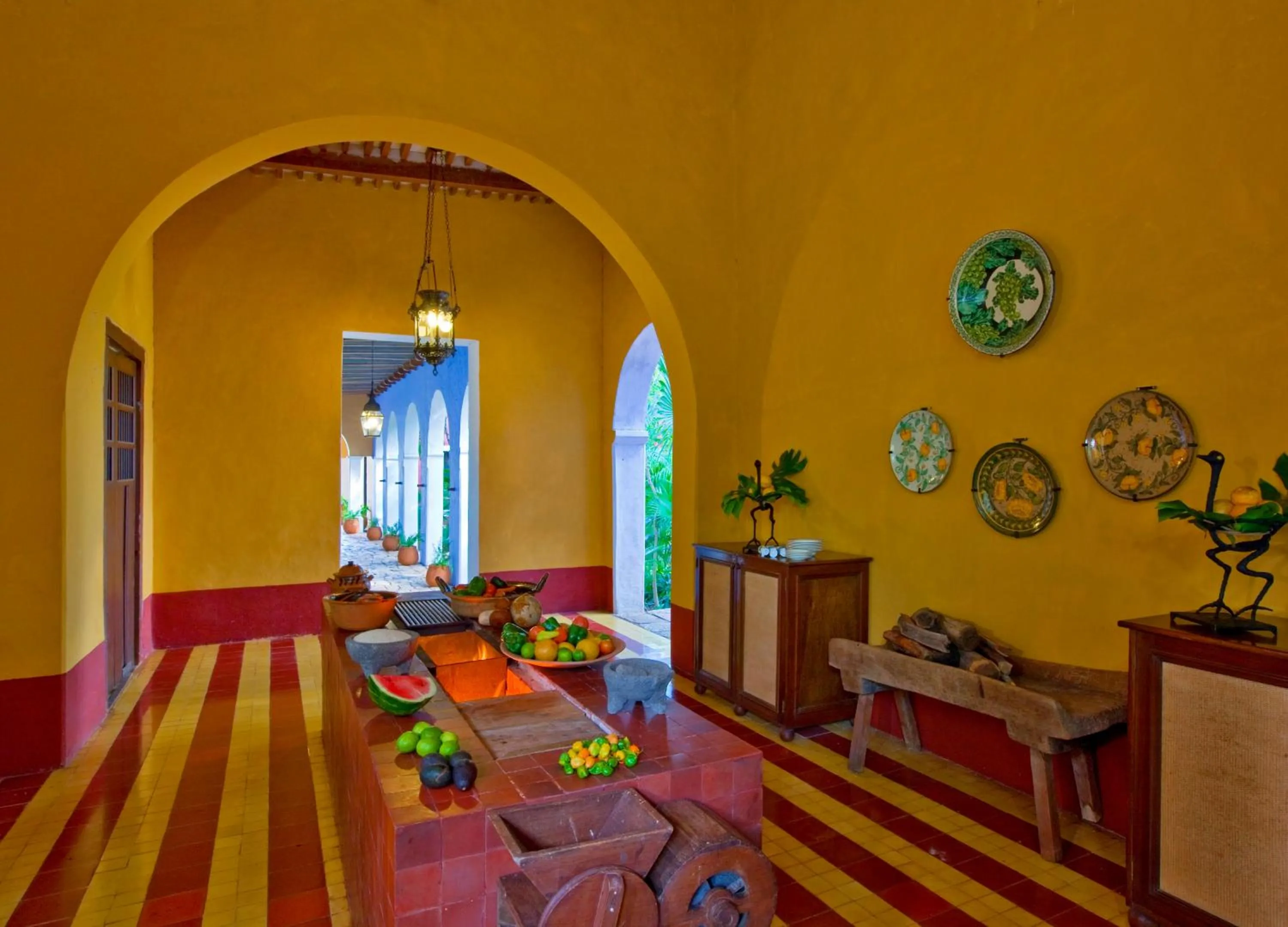 Restaurant/places to eat in Hacienda Santa Rosa de Lima