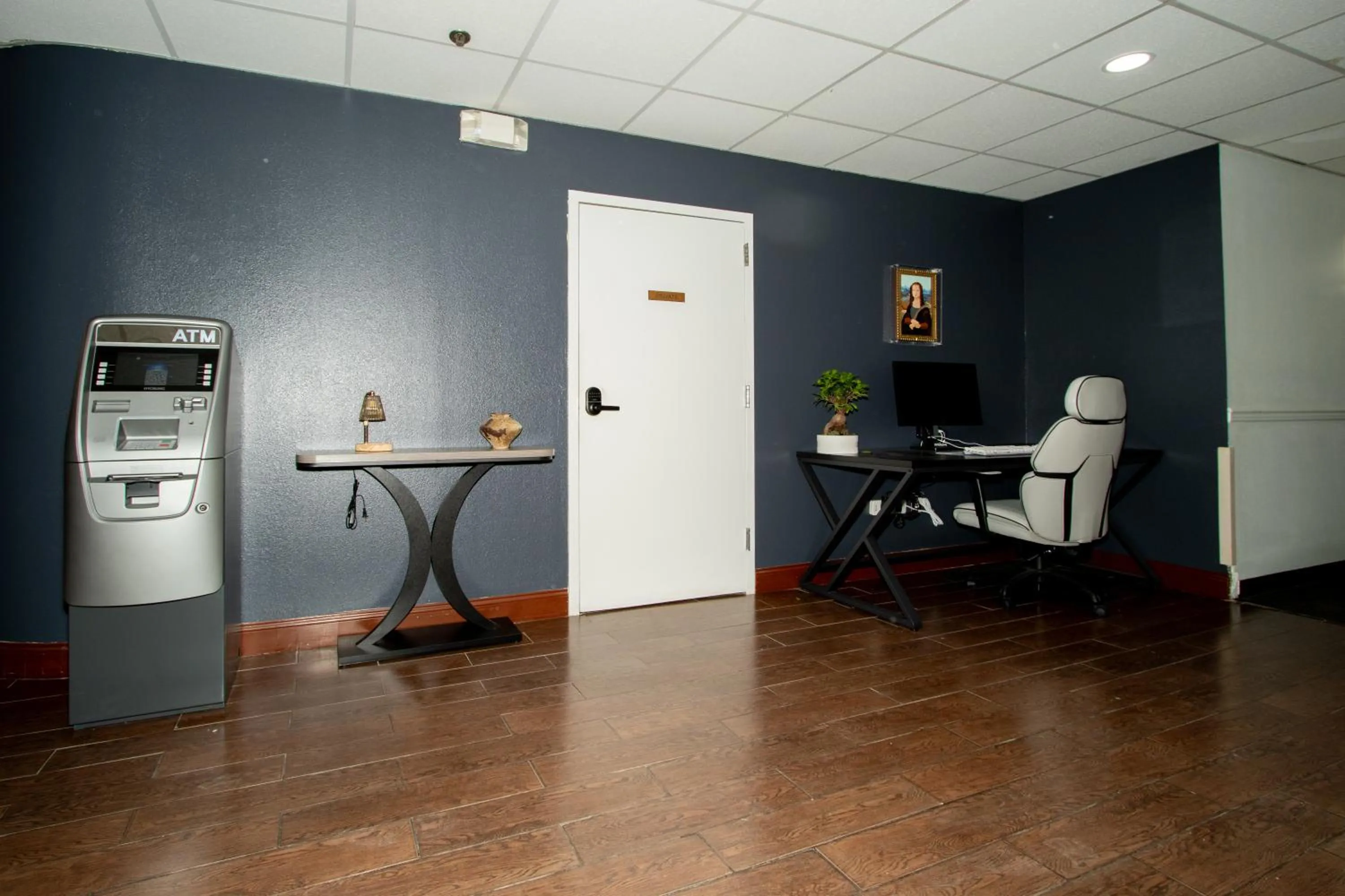 ATM in Scottish Inns & Suites - North Hershey