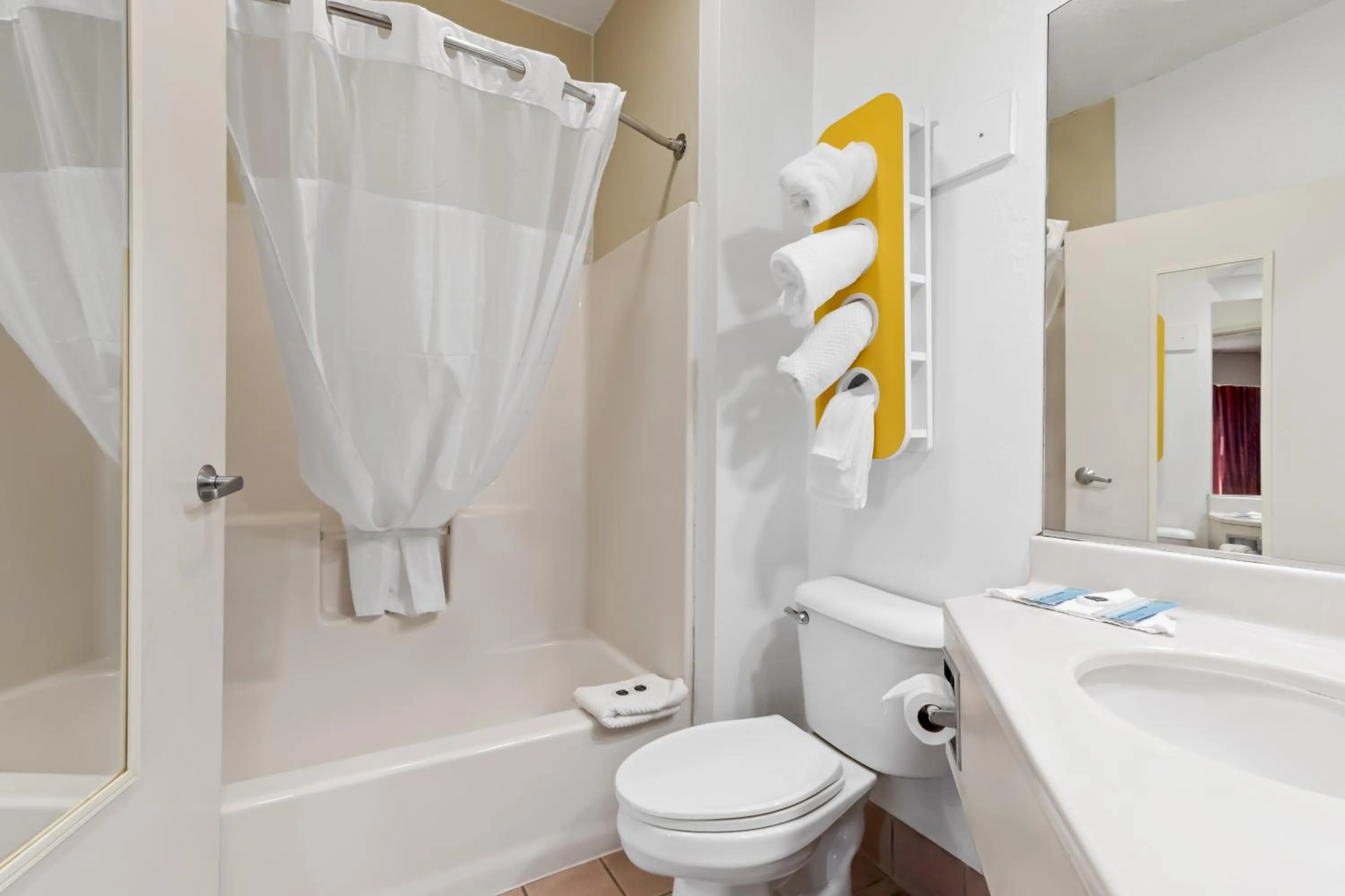 Scottish Inns & Suites - North Hershey