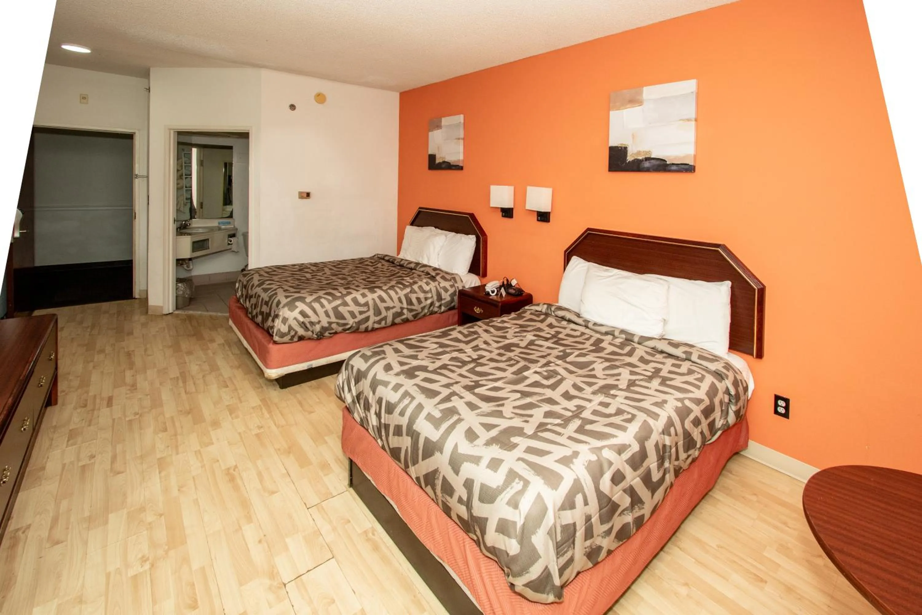 Bed in Scottish Inns & Suites - North Hershey