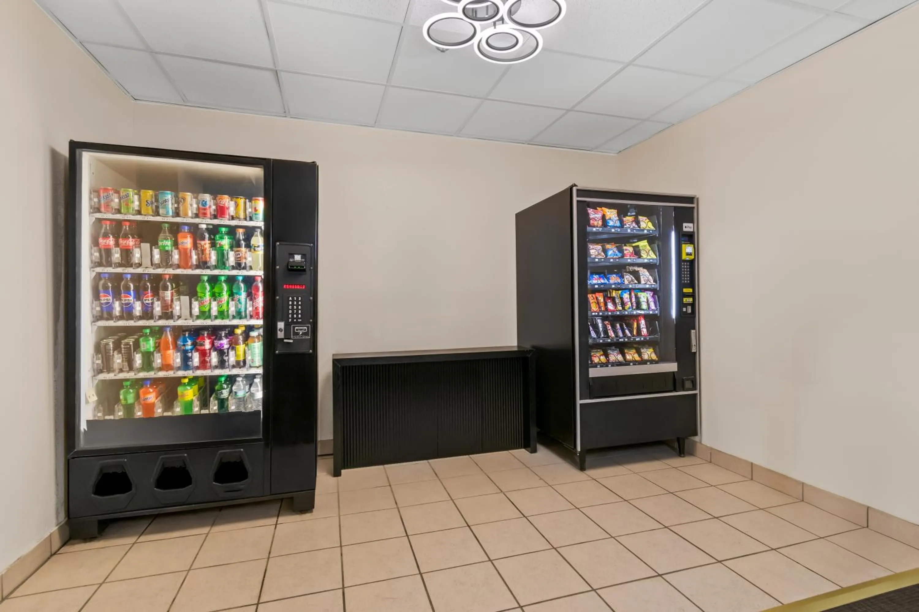 vending machine in Scottish Inns & Suites - North Hershey
