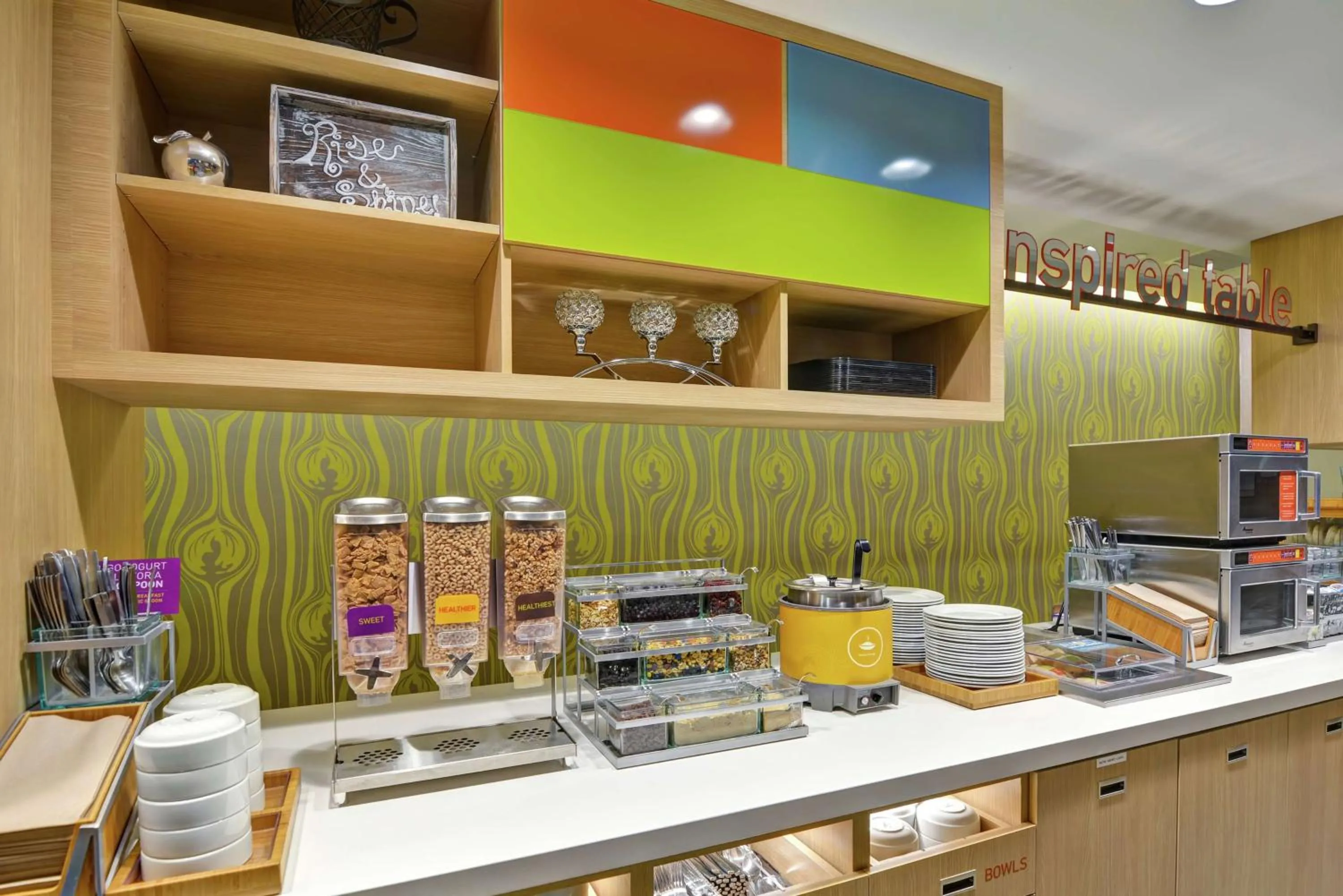 Restaurant/places to eat in Home2 Suites by Hilton Rochester Mayo Clinic Area