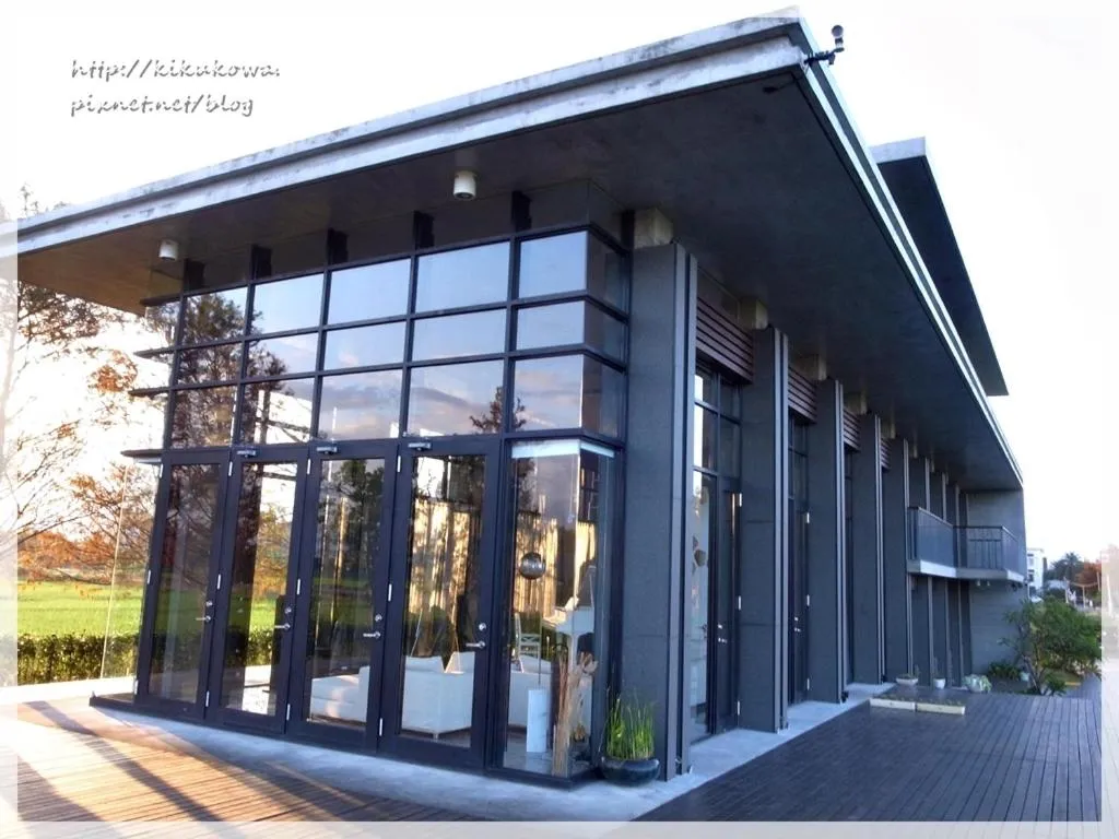 Property building in Hiten Villa