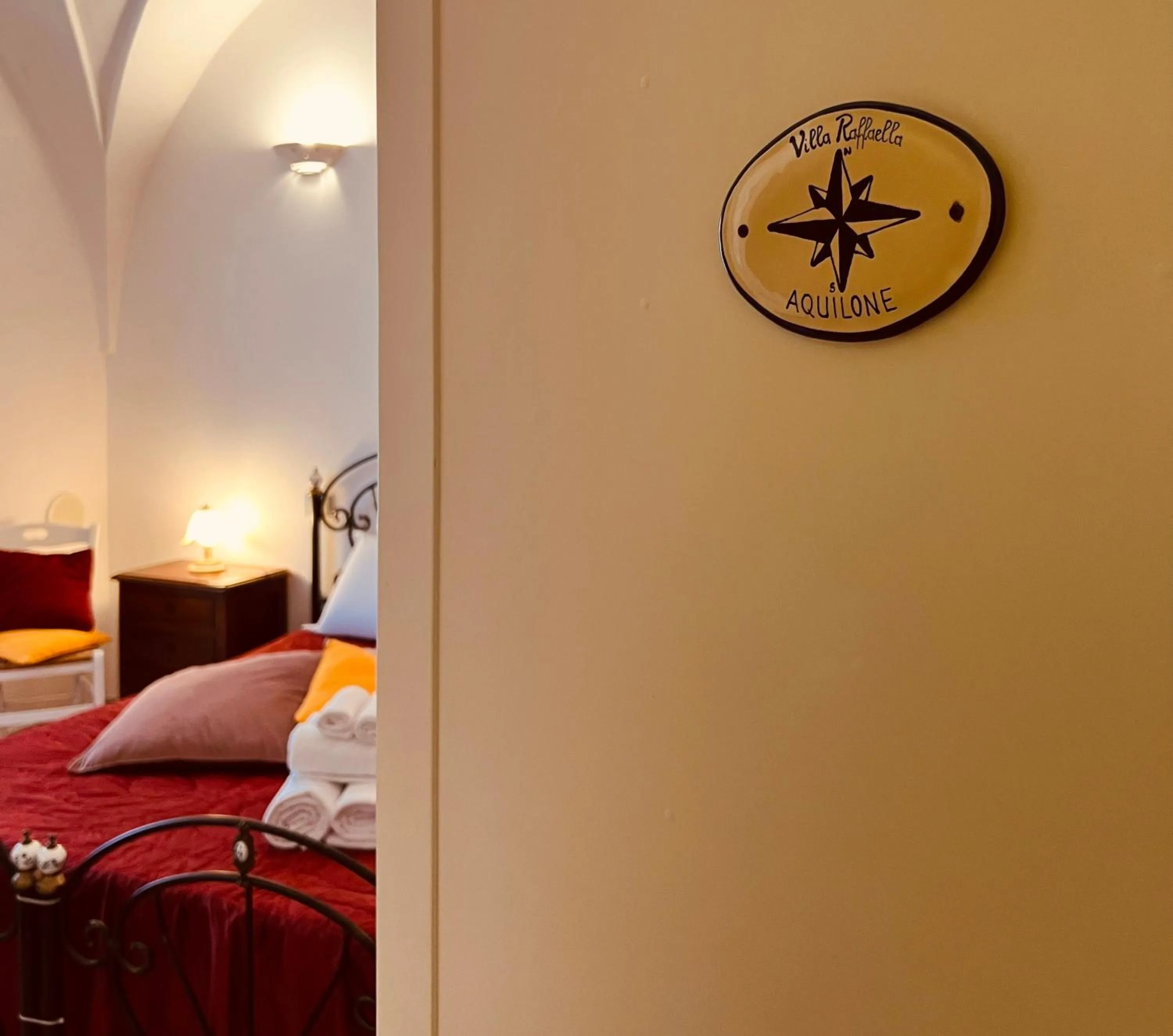 Photo of the whole room, Bed in Villa Raffaella