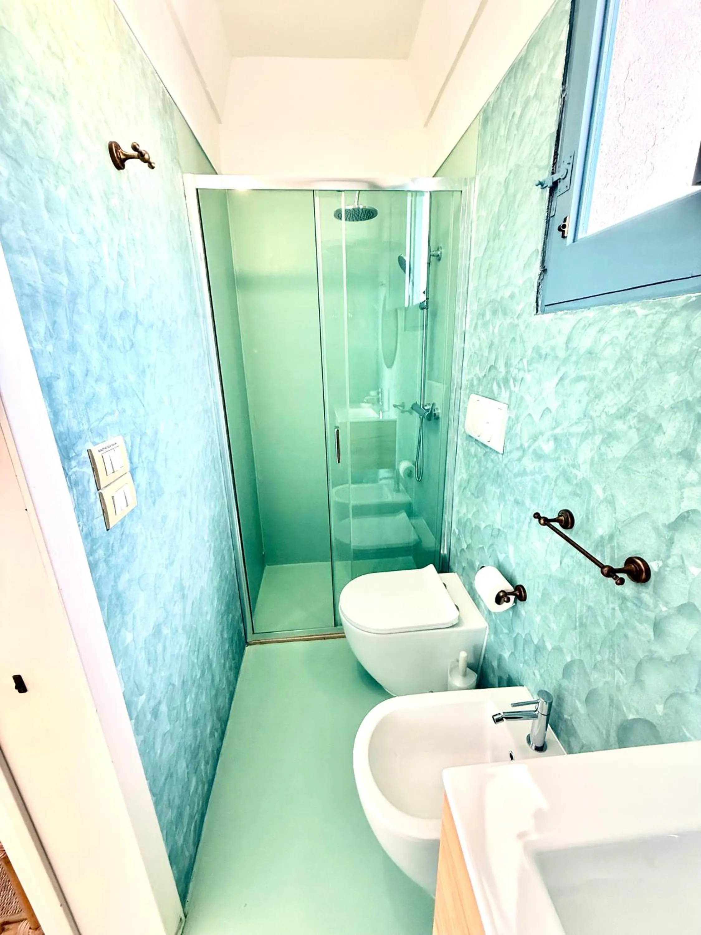 Shower in Villa Raffaella