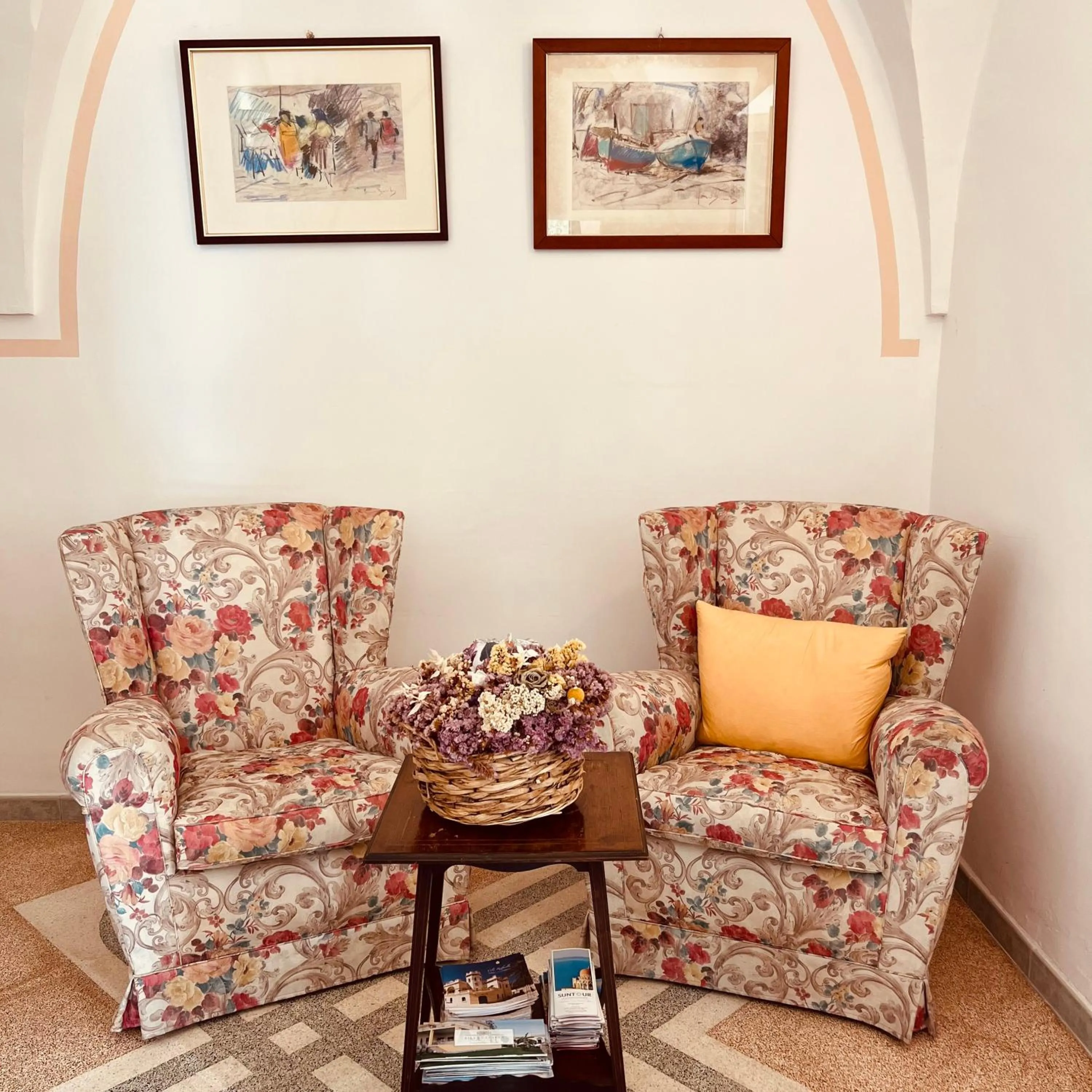 Living room in Villa Raffaella