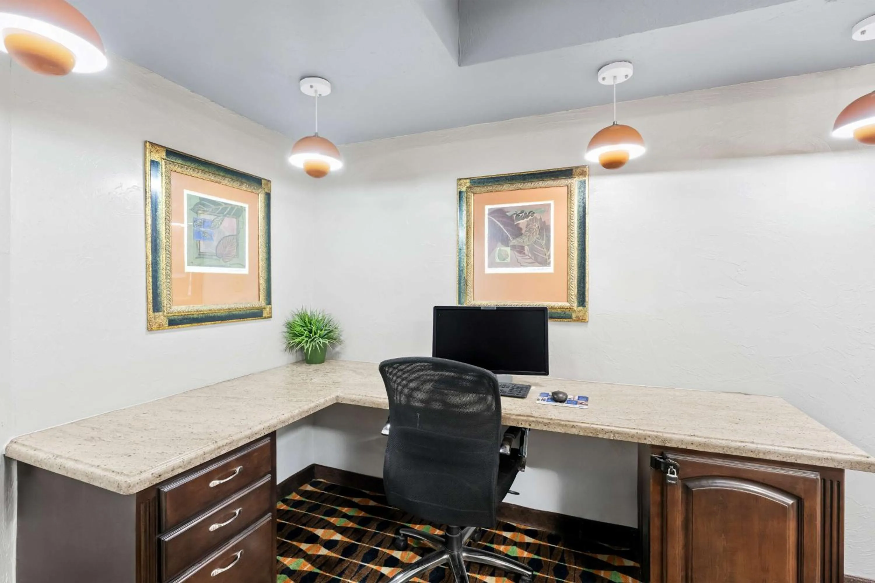 Business facilities in SureStay Plus Hotel by Best Western Lubbock Medical Center