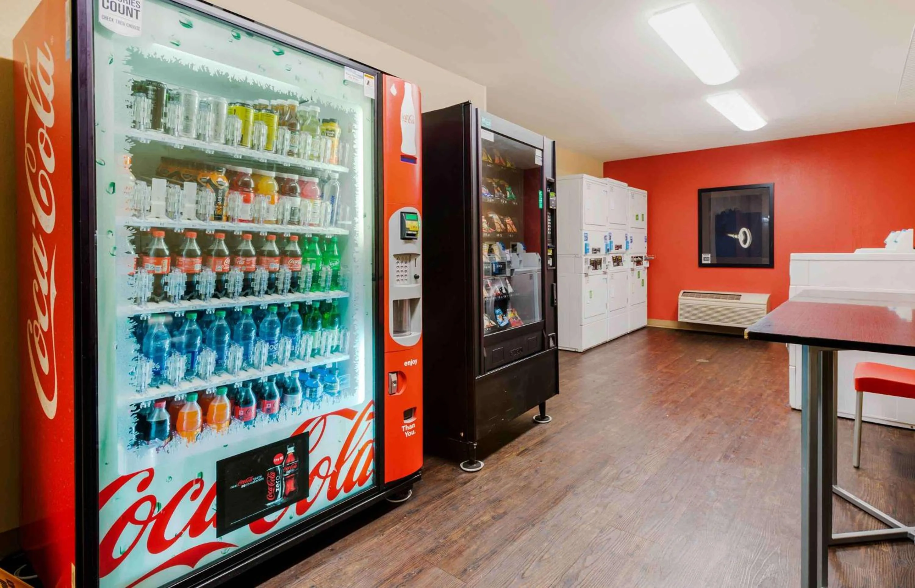 Property building in Extended Stay America Suites - Elizabeth - Newark Airport