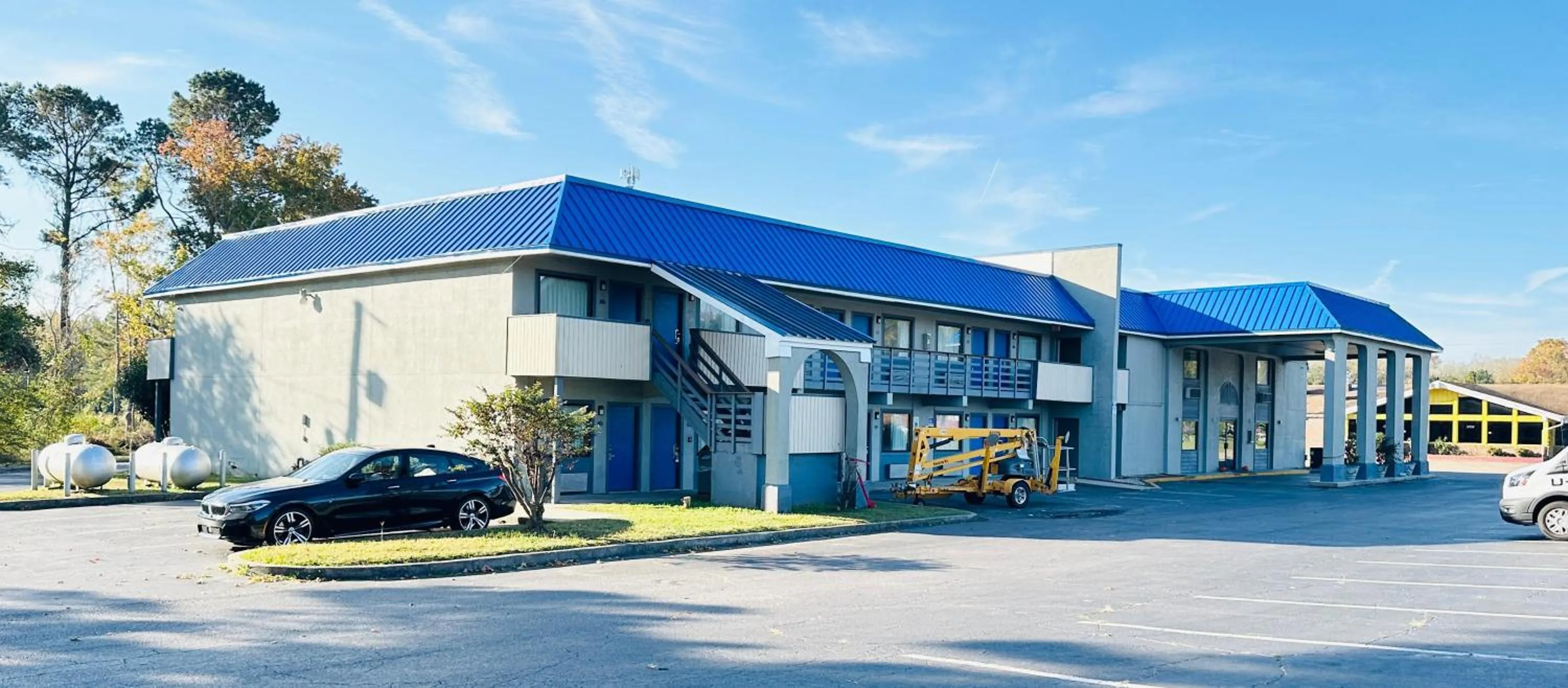 Property building in Rodeway Inn & Suites Plymouth Hwy 64