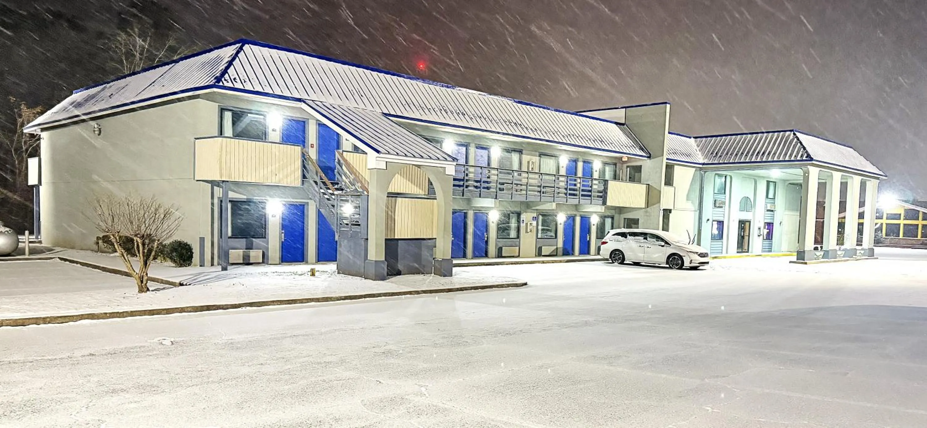 Property building in Rodeway Inn & Suites Plymouth Hwy 64