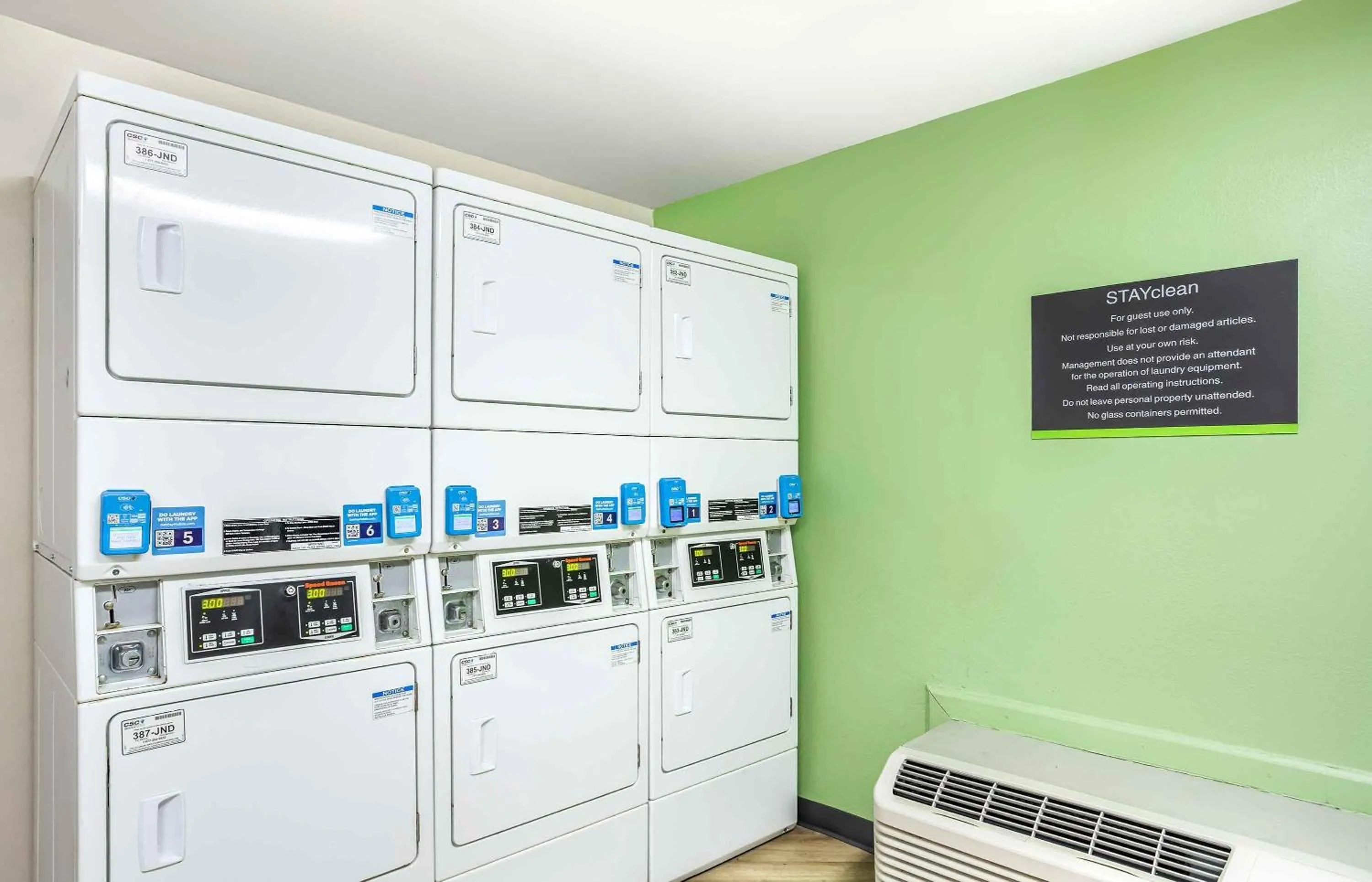 Property building in Extended Stay America Suites - Long Island - Melville