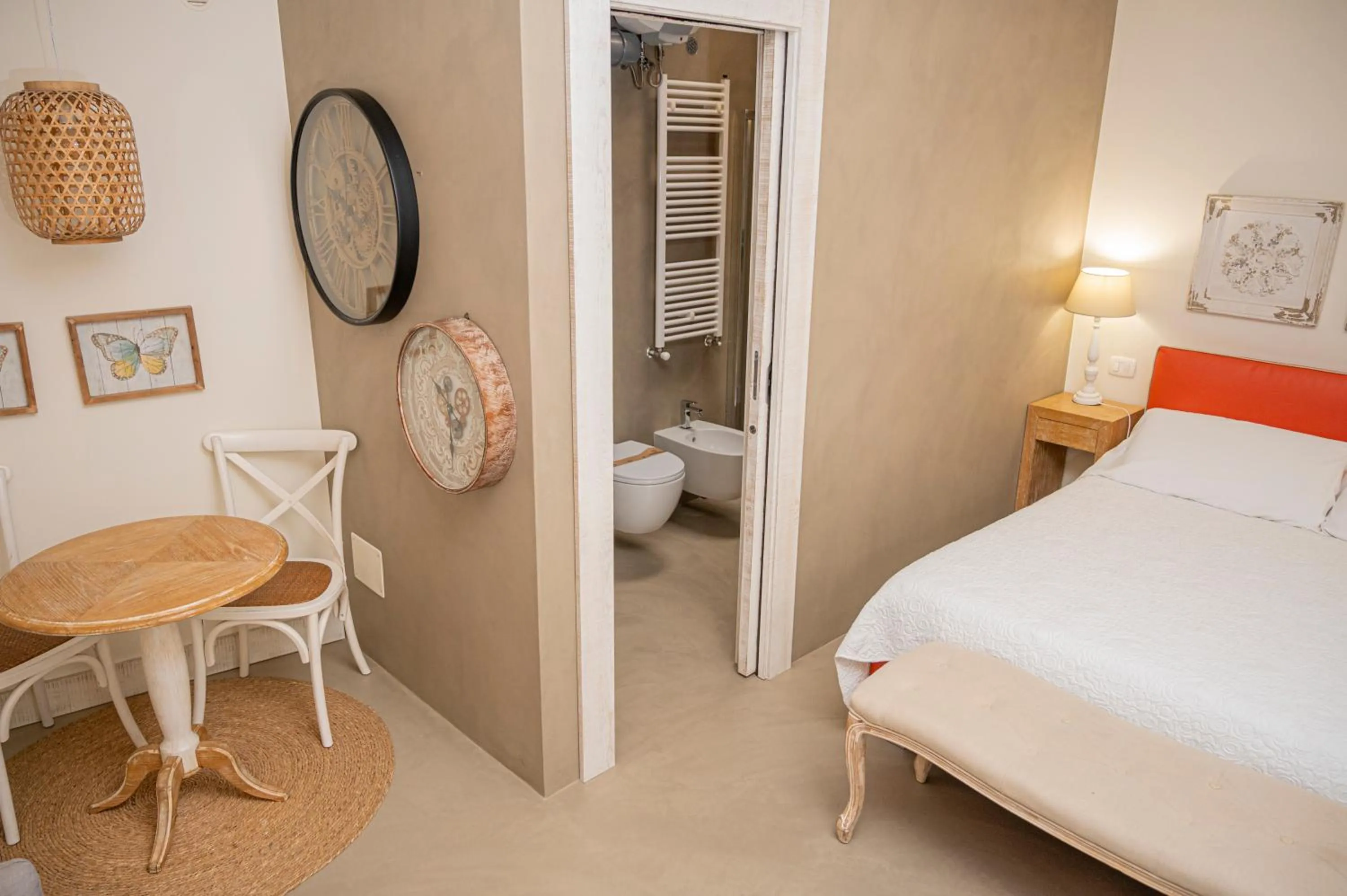 Living room, Bed in Palazzo Scotto - Widespread Collection