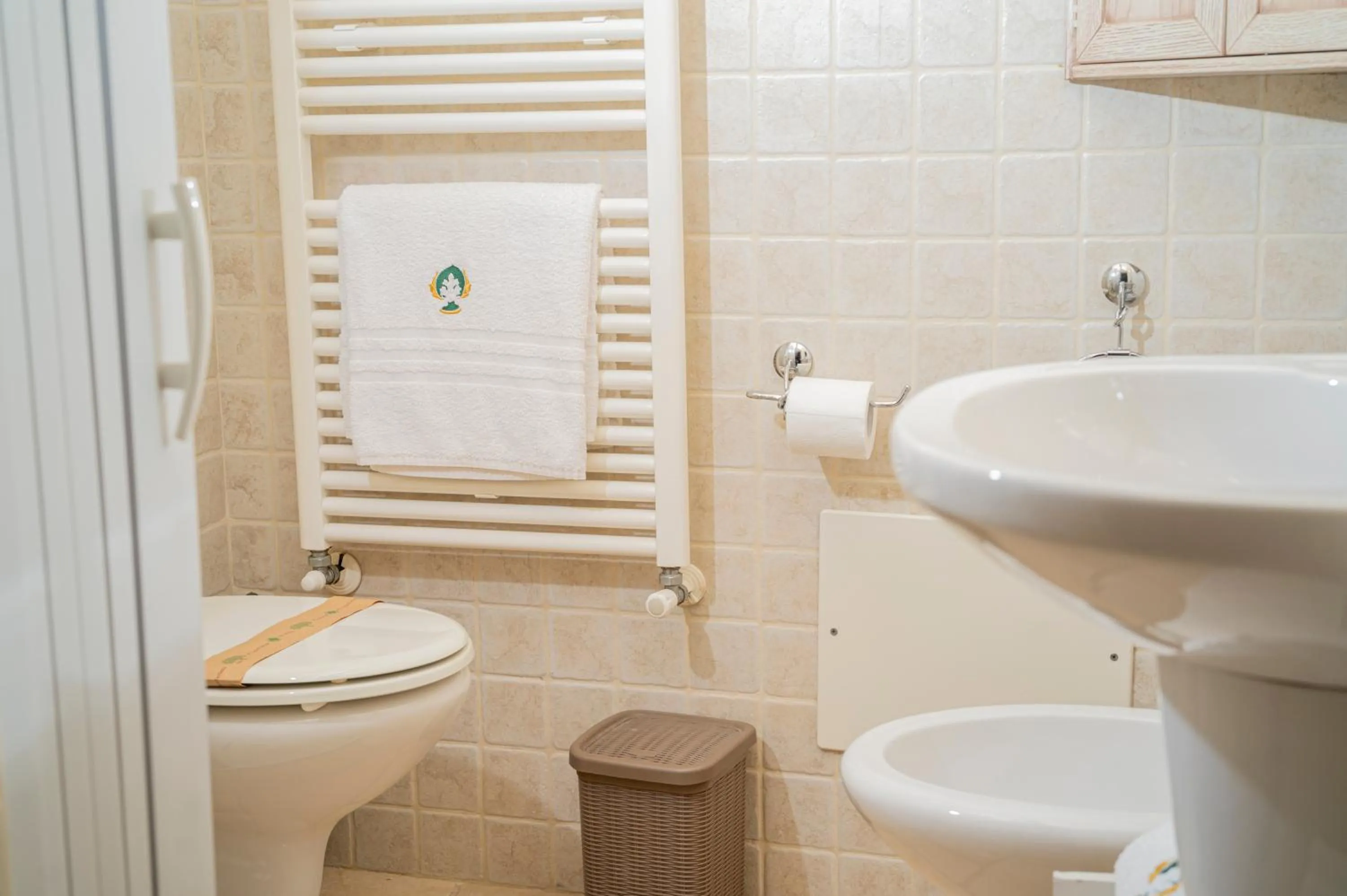 Bathroom in Palazzo Scotto - Widespread Collection