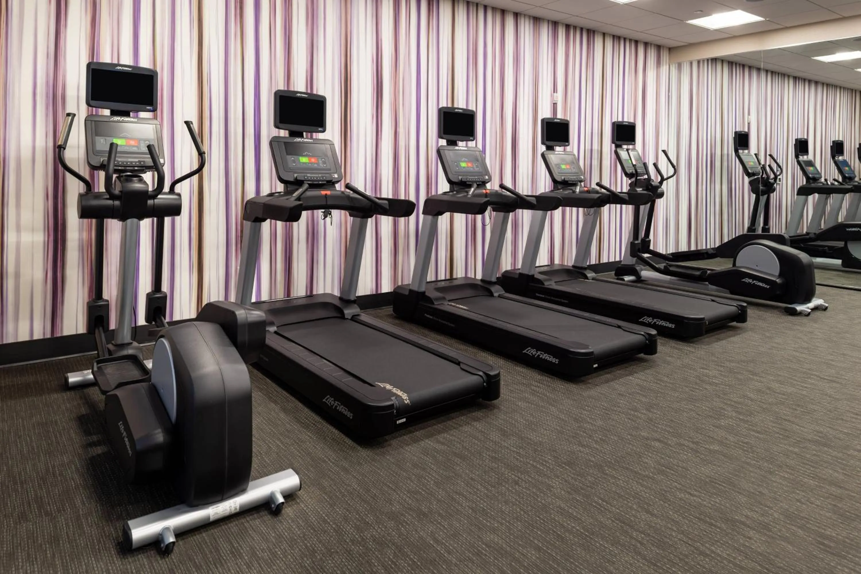 Fitness centre/facilities in Courtyard by Marriott Charlotte Northlake