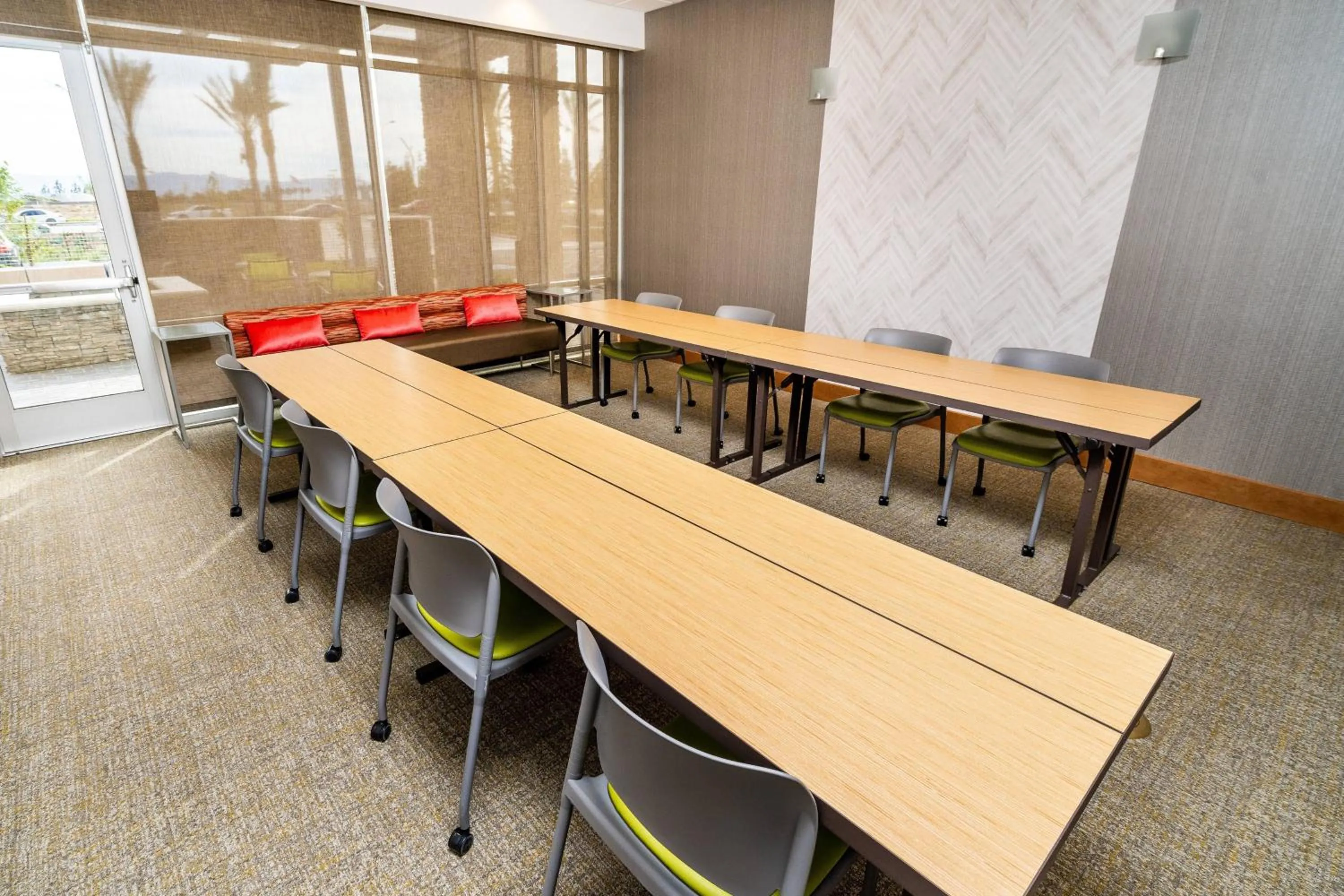Meeting/conference room in SpringHill Suites by Marriott Ontario Airport/Rancho Cucamonga