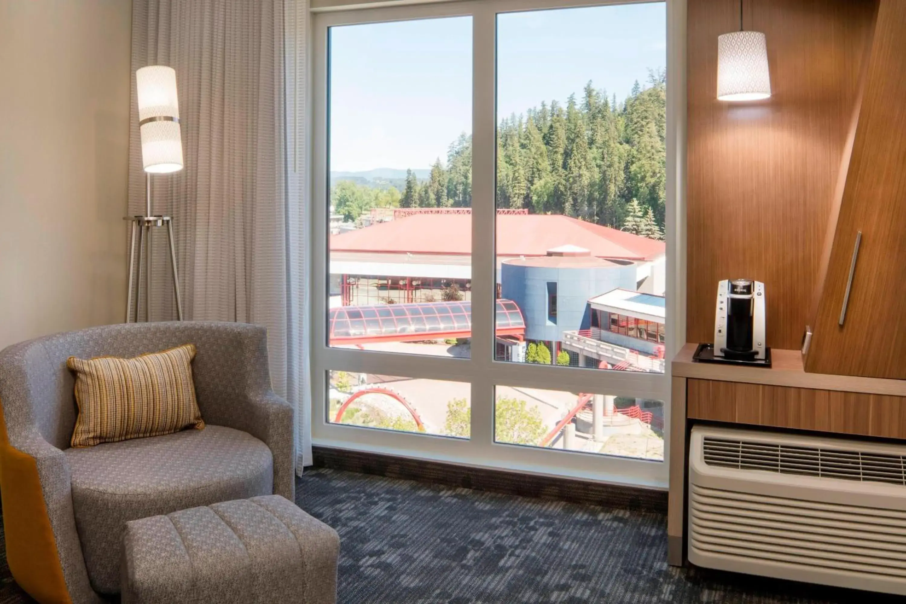 King Room with Sofa Bed and City View in Courtyard by Marriott Prince George King Room with Sofa Bed and City View in Courtyard by Marriott Prince George