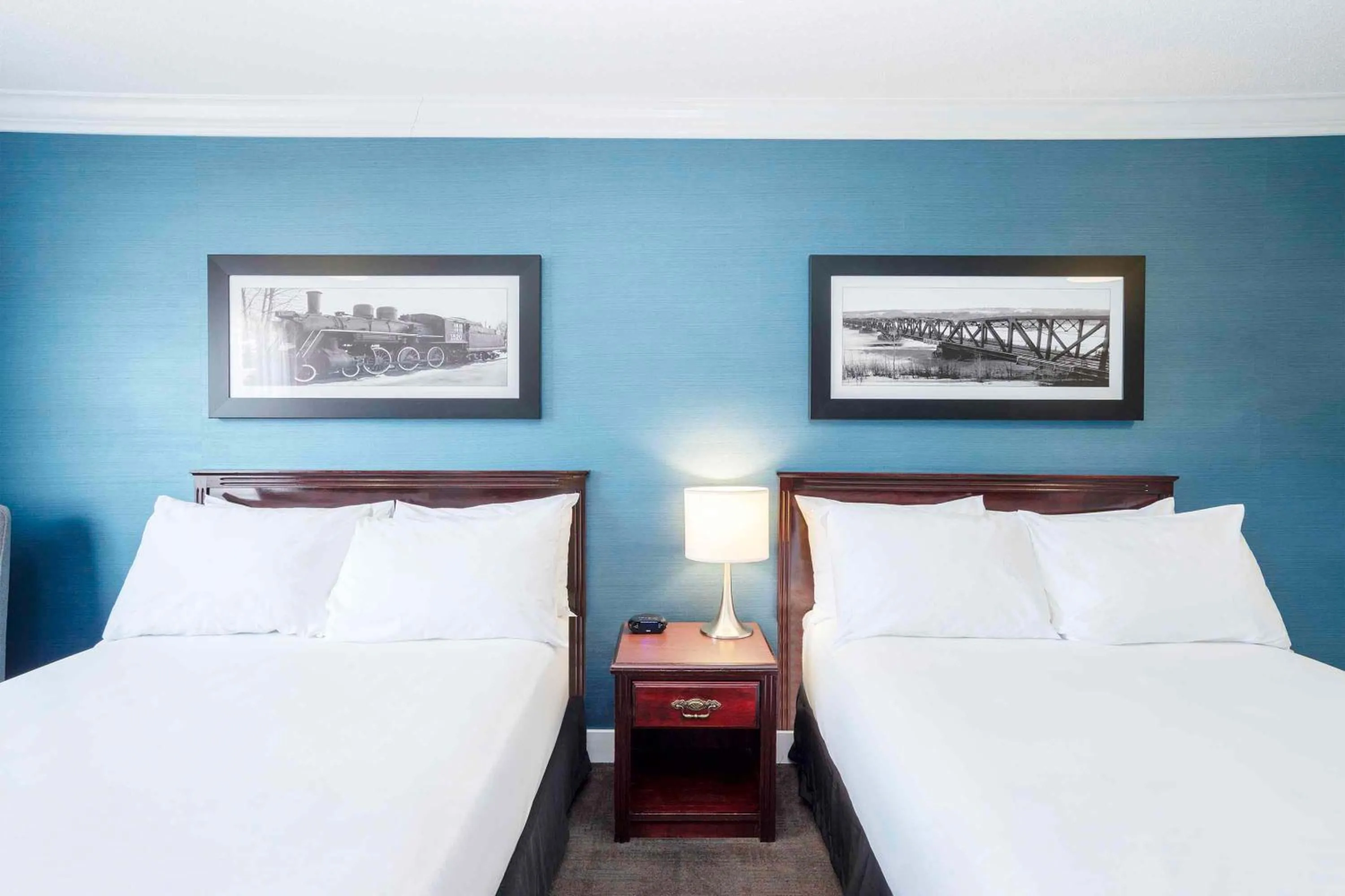 Photo of the whole room, Bed in Sandman Hotel & Suites Prince George