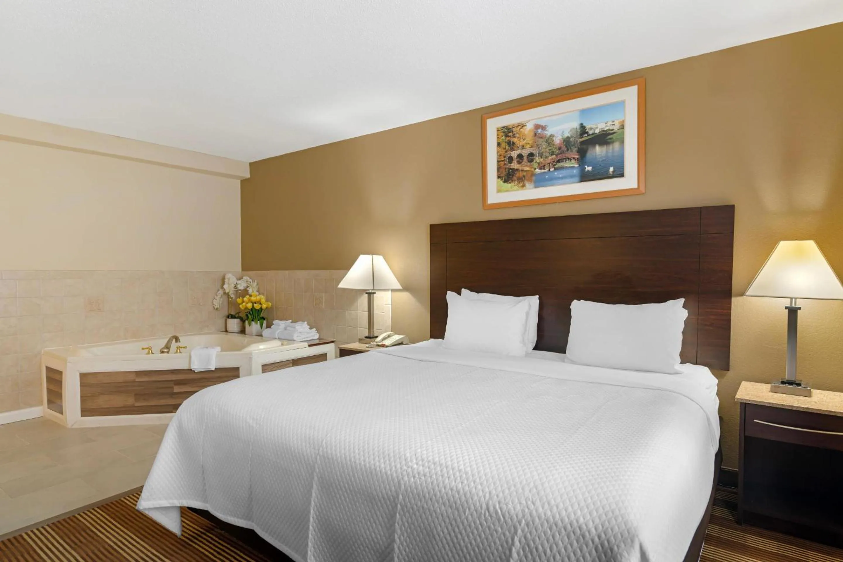 Bedroom, Bed in Quality Inn North Conway