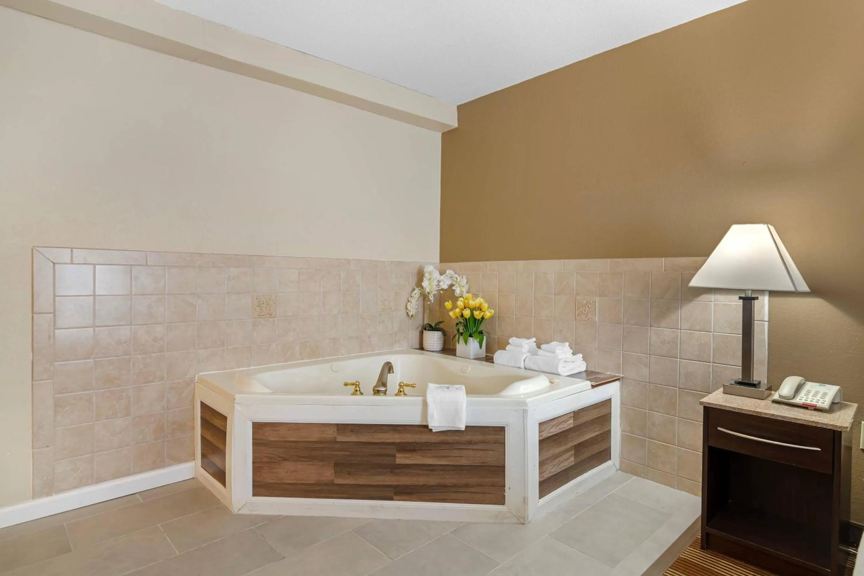 Bedroom in Quality Inn North Conway