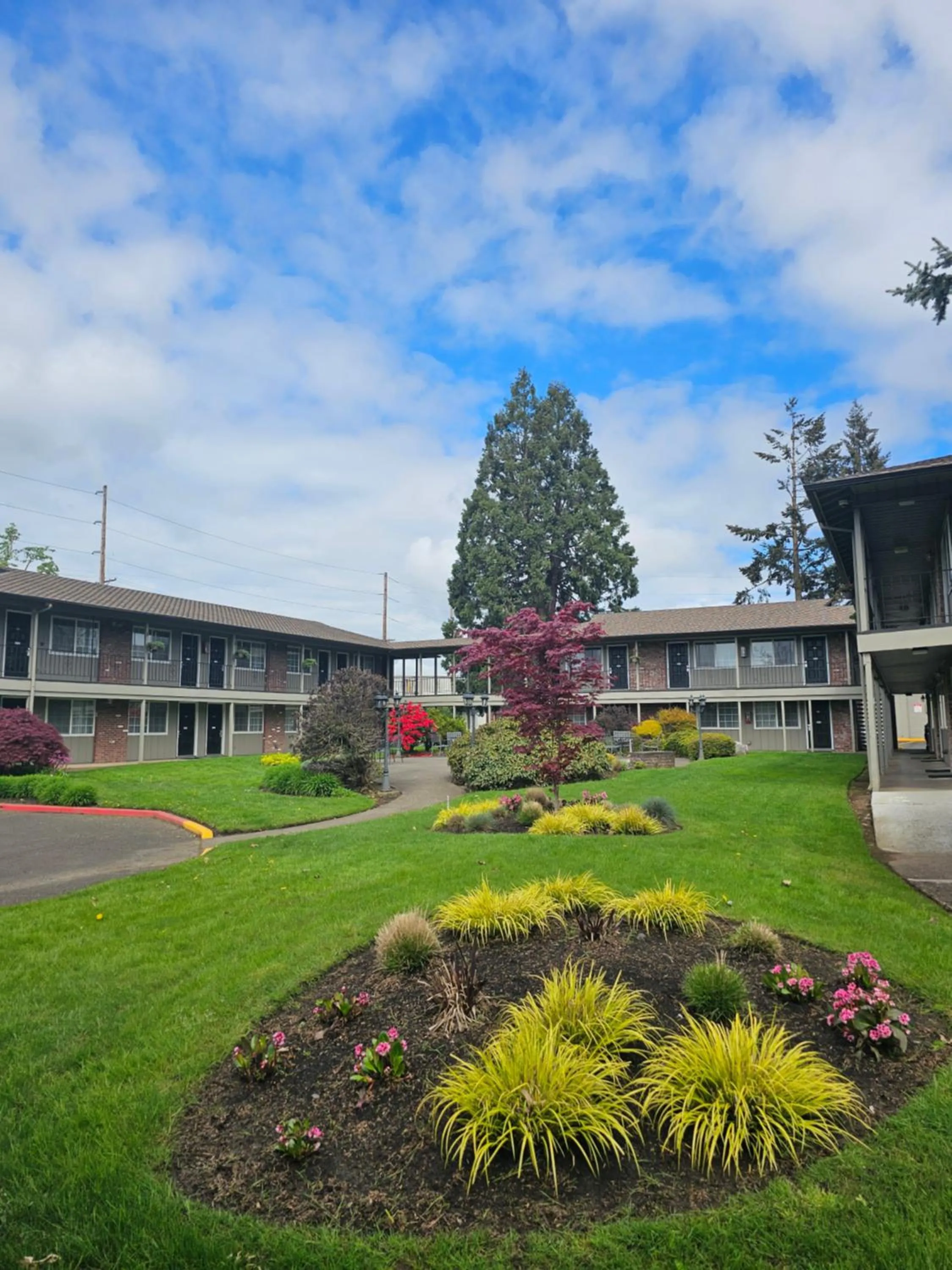 Garden view in Village Inn