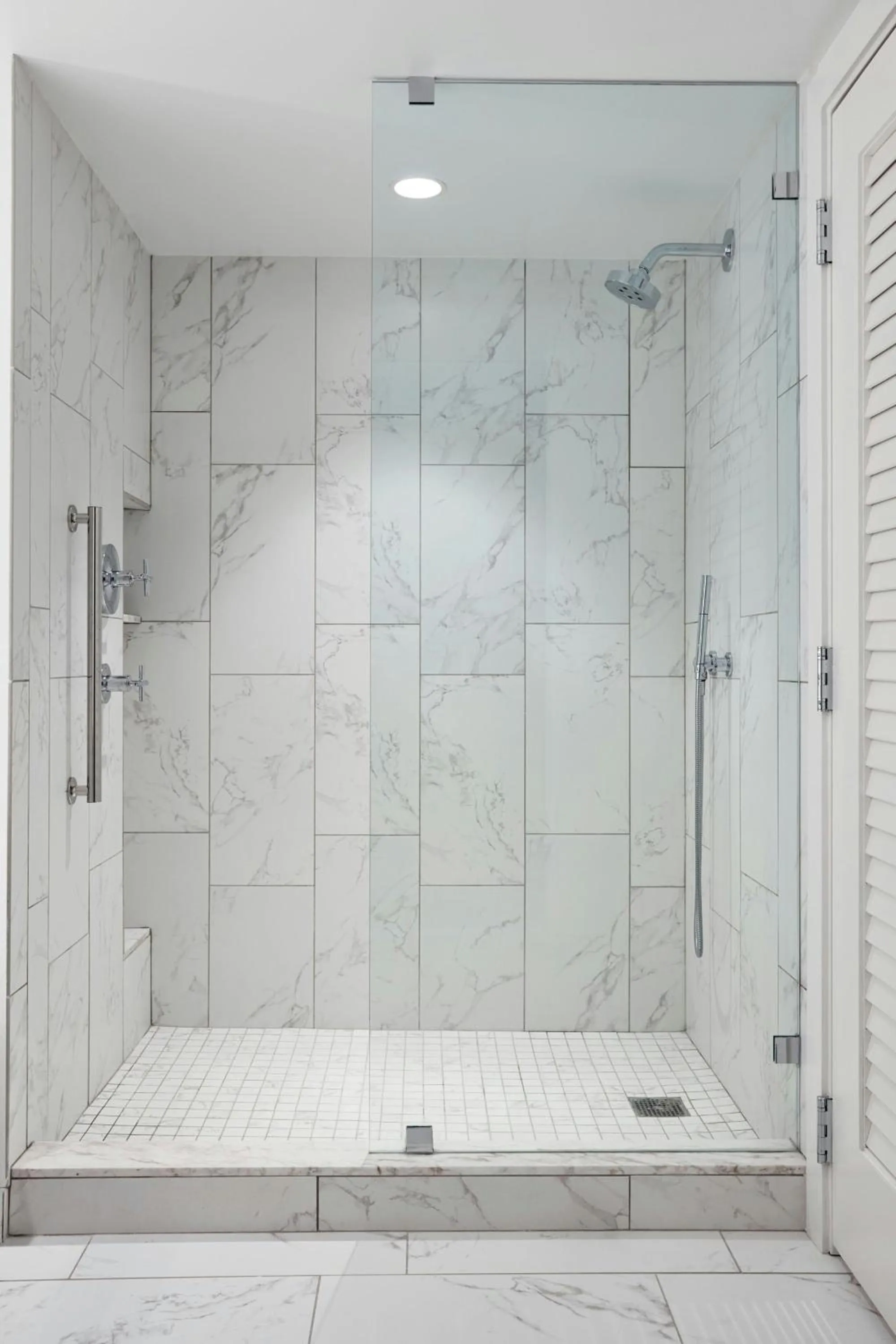 Bathroom in JW Marriott Nashville