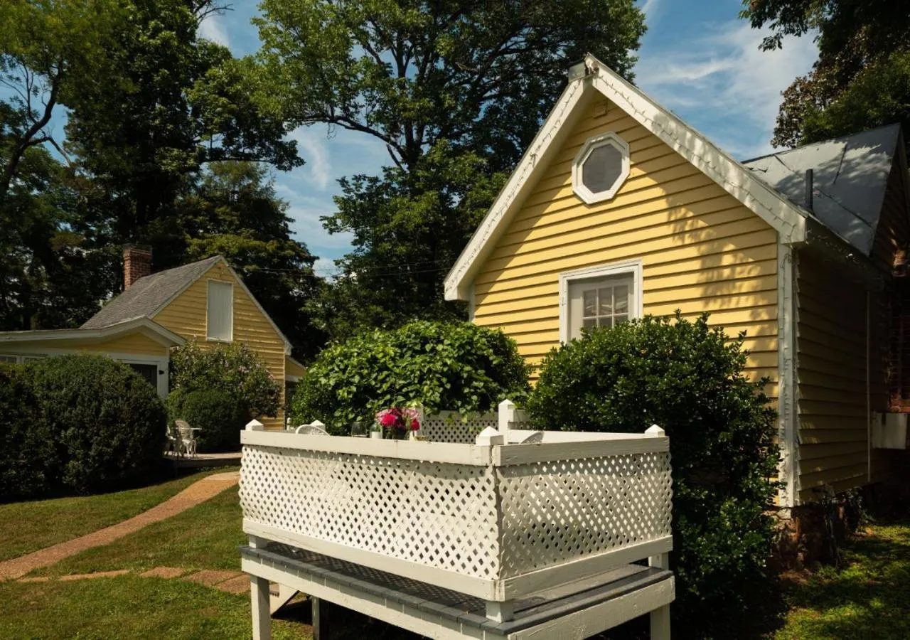 Patio in Prospect Hill Inn & Restaurant