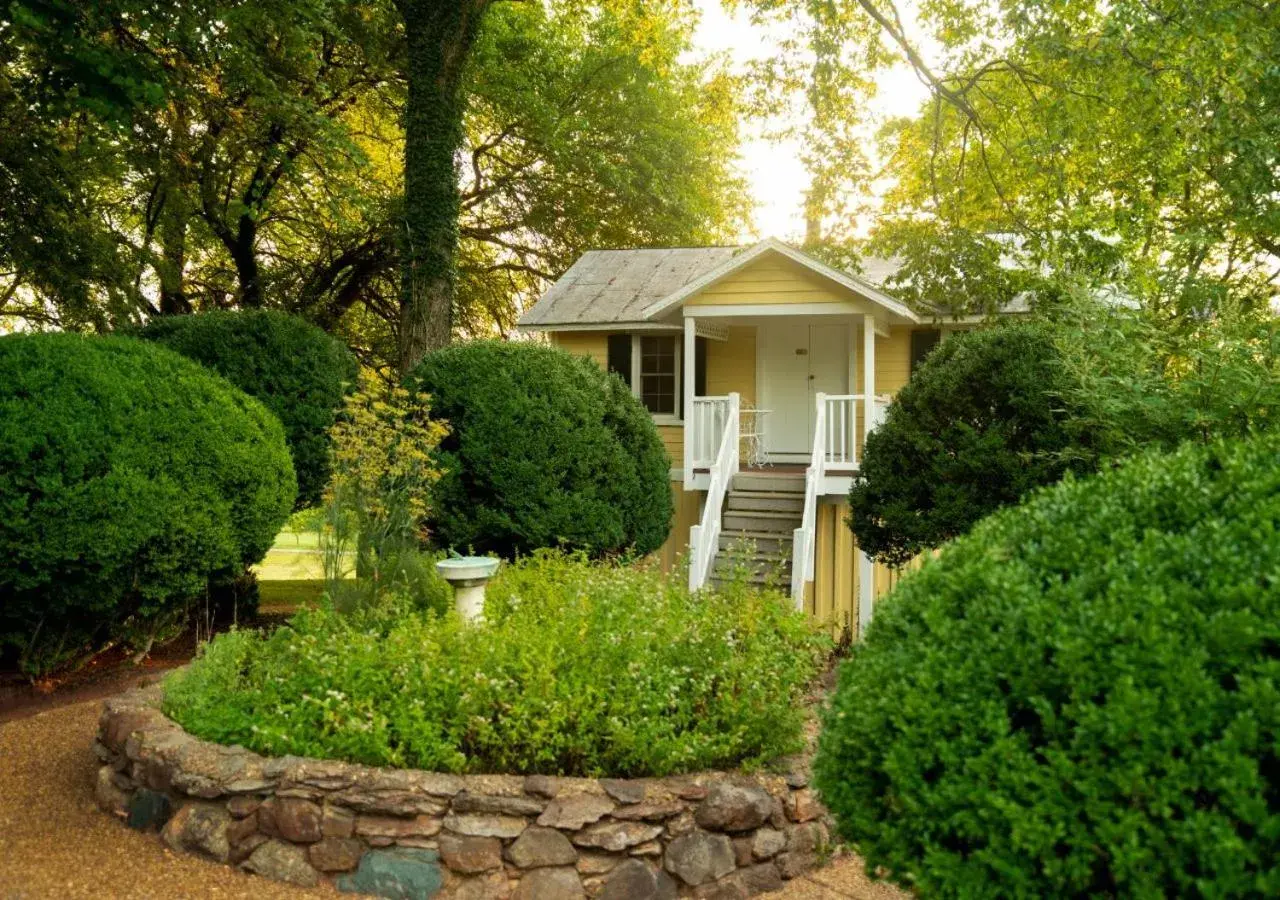 1840 Groom's Quarters in Prospect Hill Inn & Restaurant 1840 Groom's Quarters in Prospect Hill Inn & Restaurant