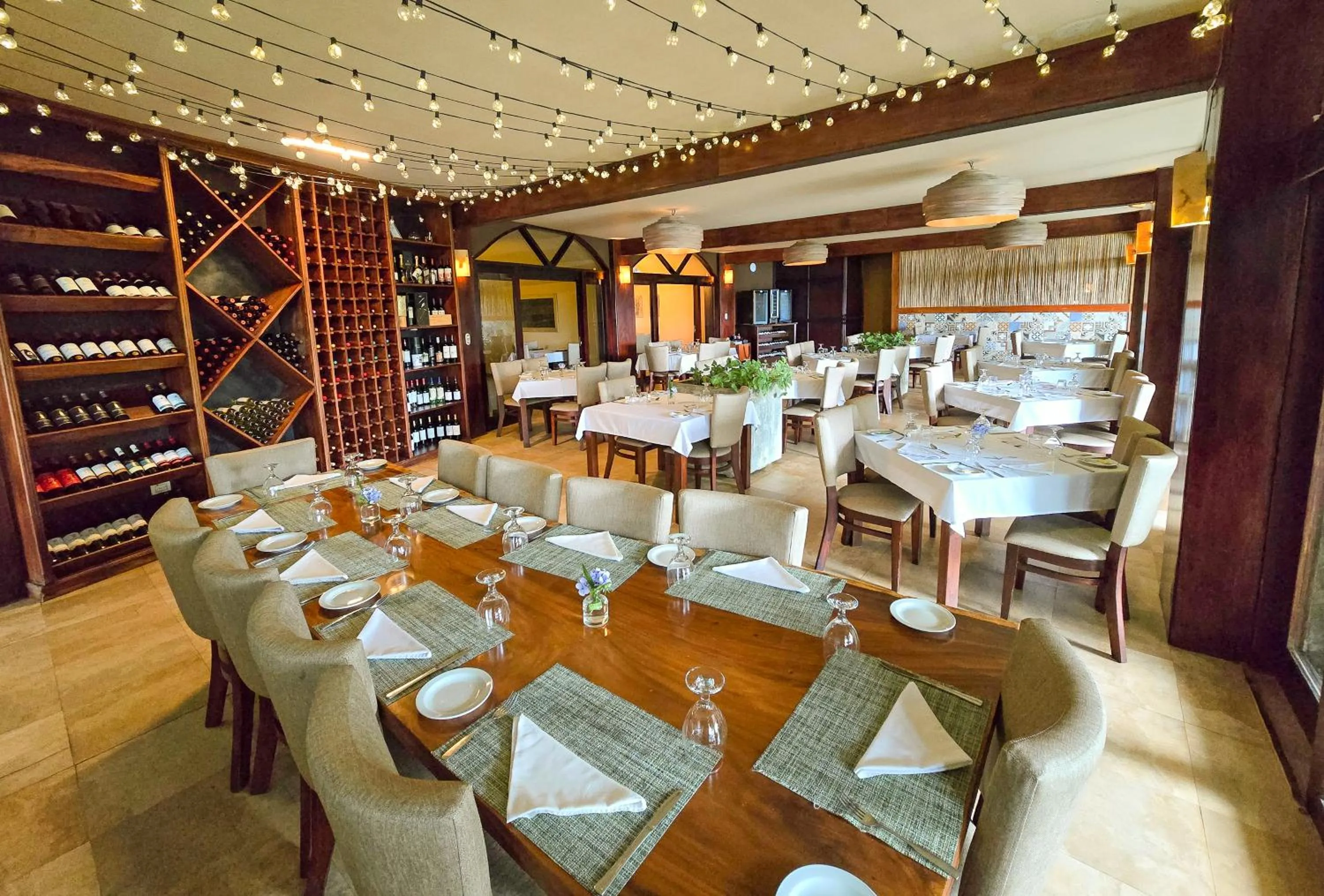 Restaurant/places to eat in El Establo Mountain Hotel