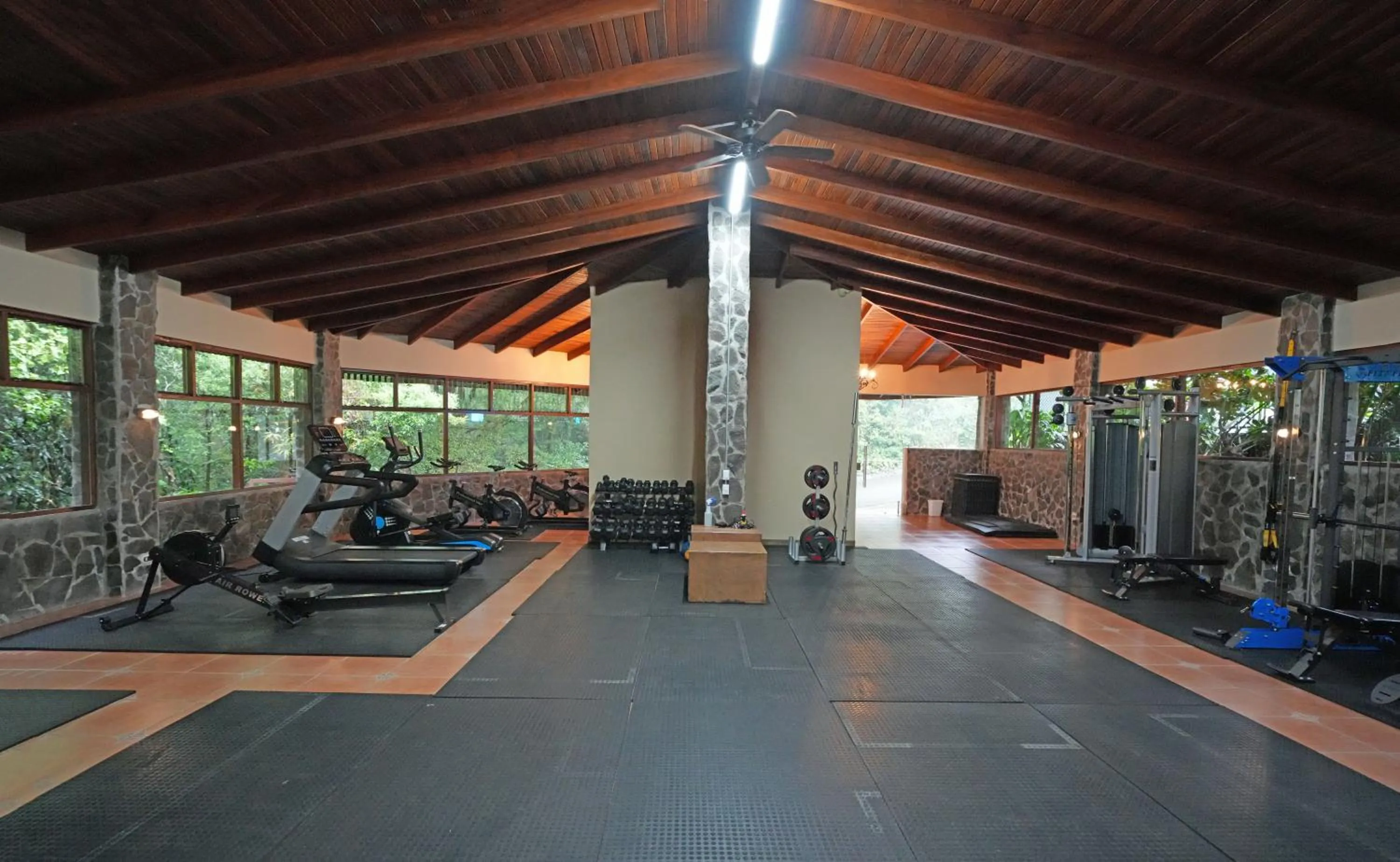 Fitness centre/facilities in El Establo Mountain Hotel