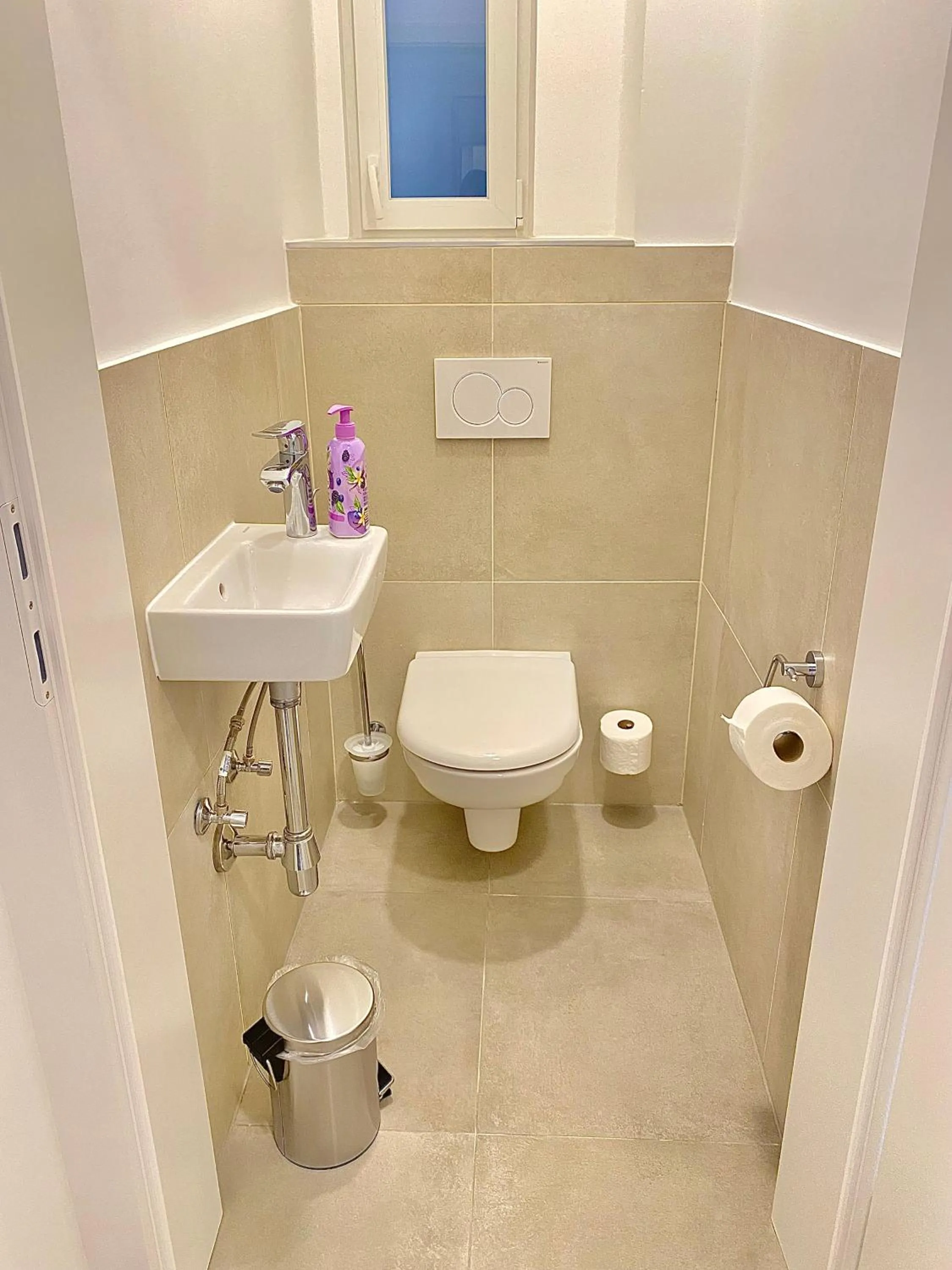 Toilet in Steiner Residences Vienna Taborstrasse