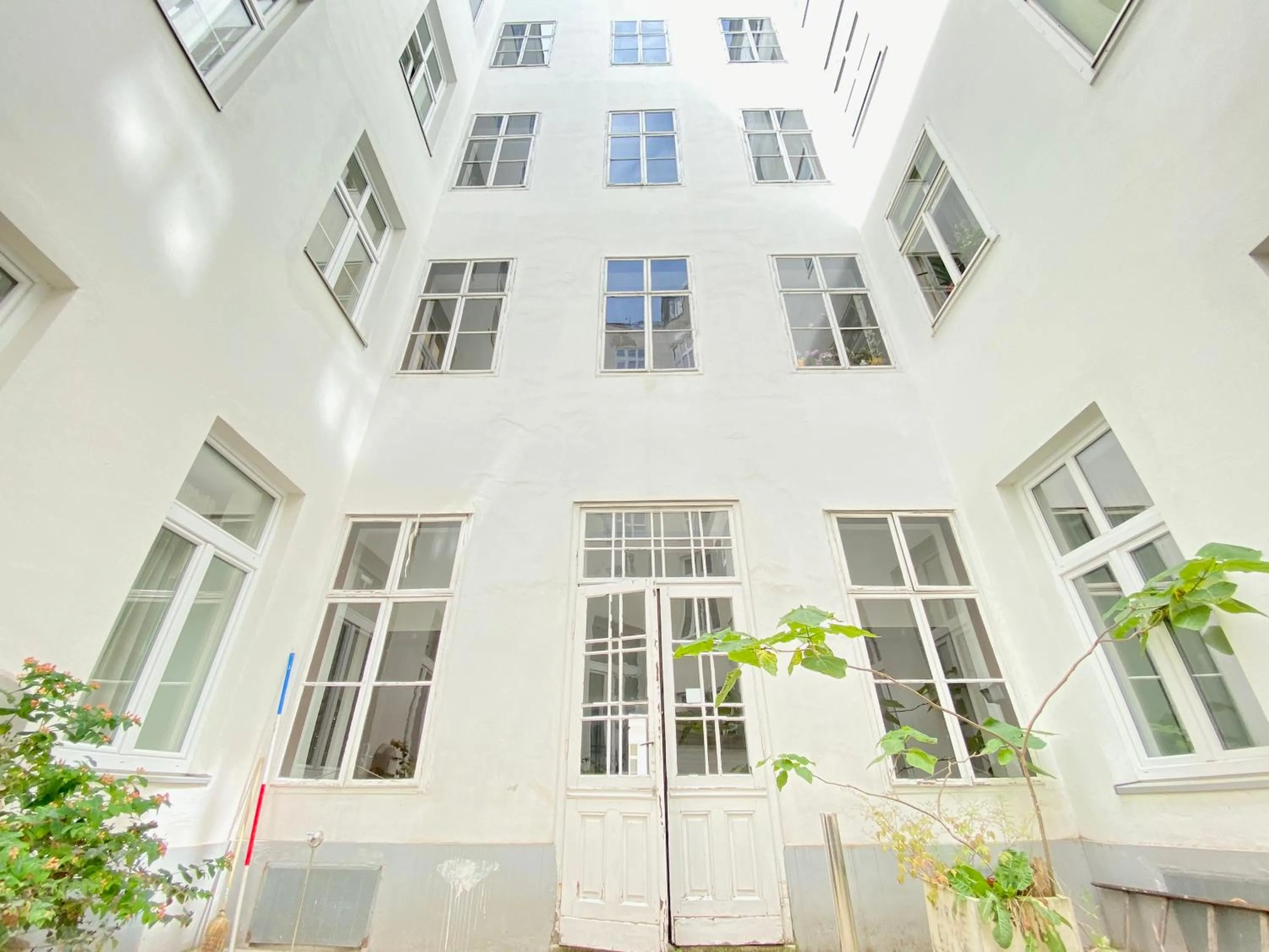 Inner courtyard view in Steiner Residences Vienna Taborstrasse