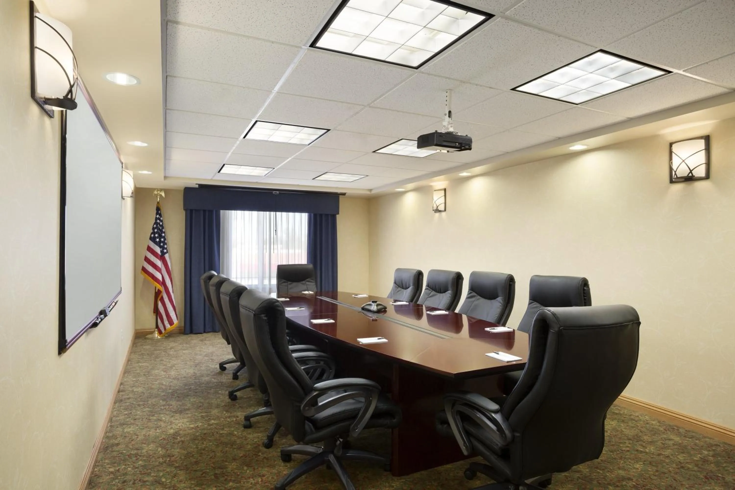 Business facilities in Holiday Inn & Suites - Barstow by IHG